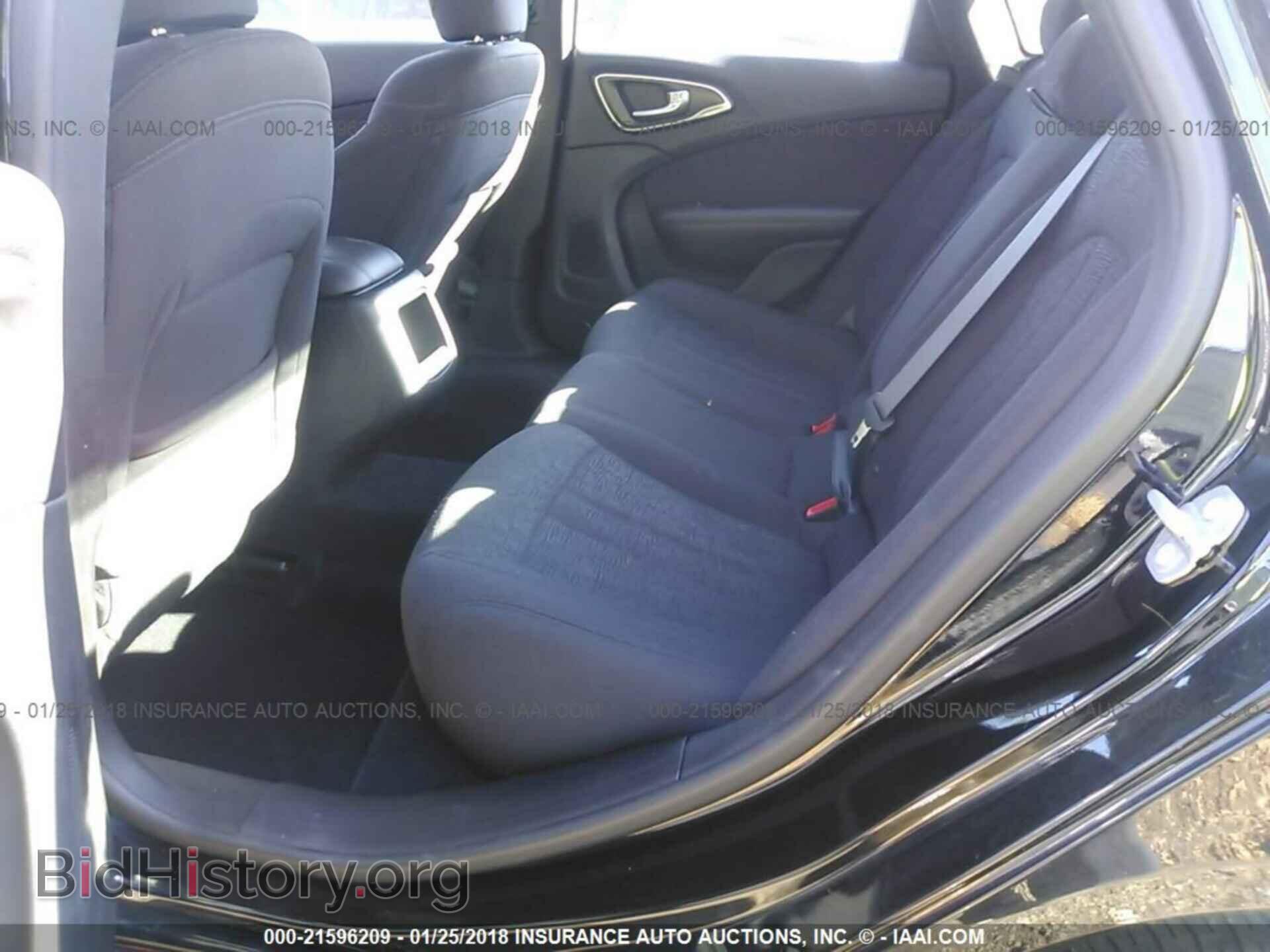 2015 Chrysler 200 - VIN: 1C3CCCAB5FN751357 - Photo 8