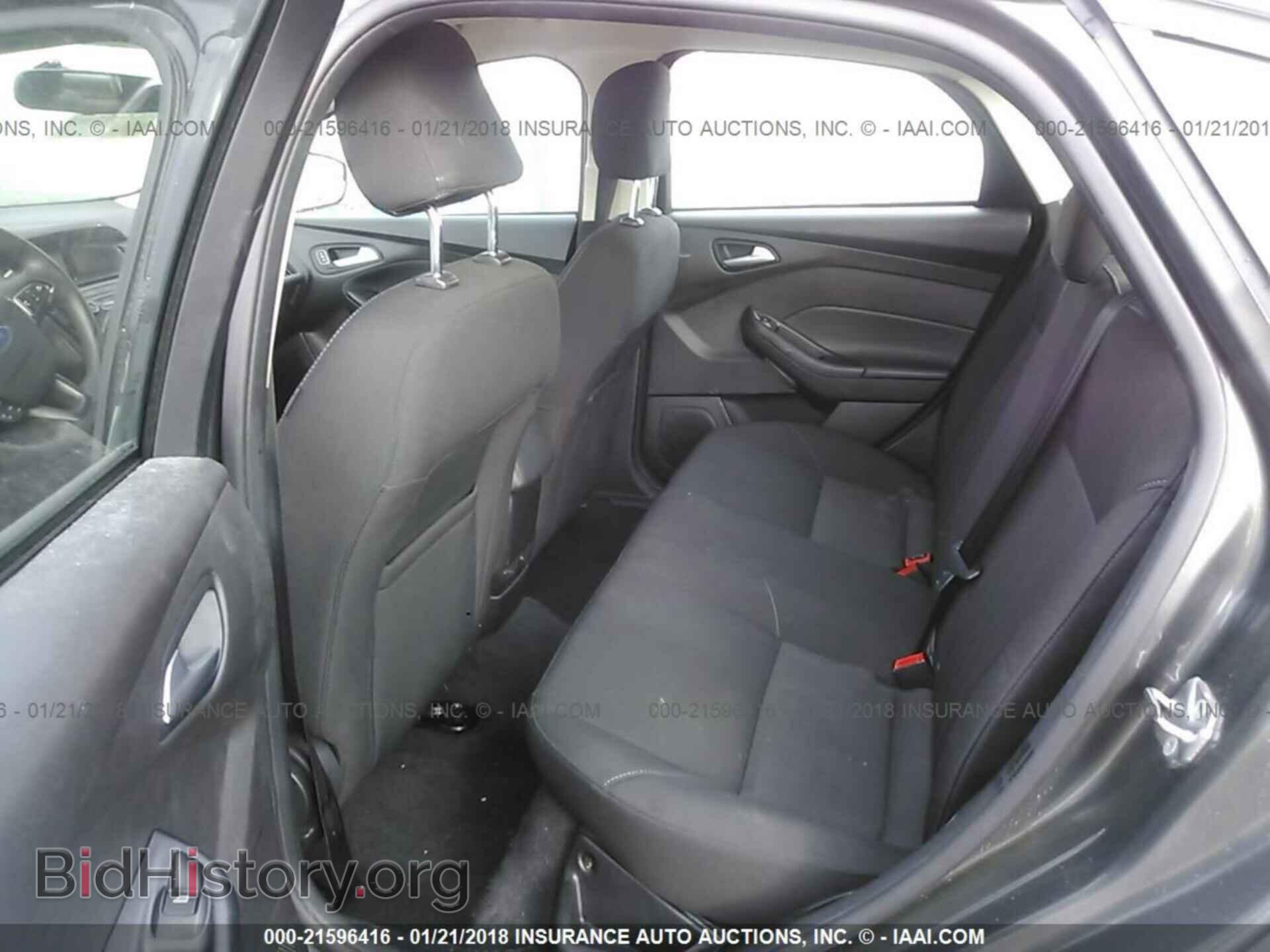 2016 Ford Focus - VIN: 1FADP3FE7GL201278 - Фото 8