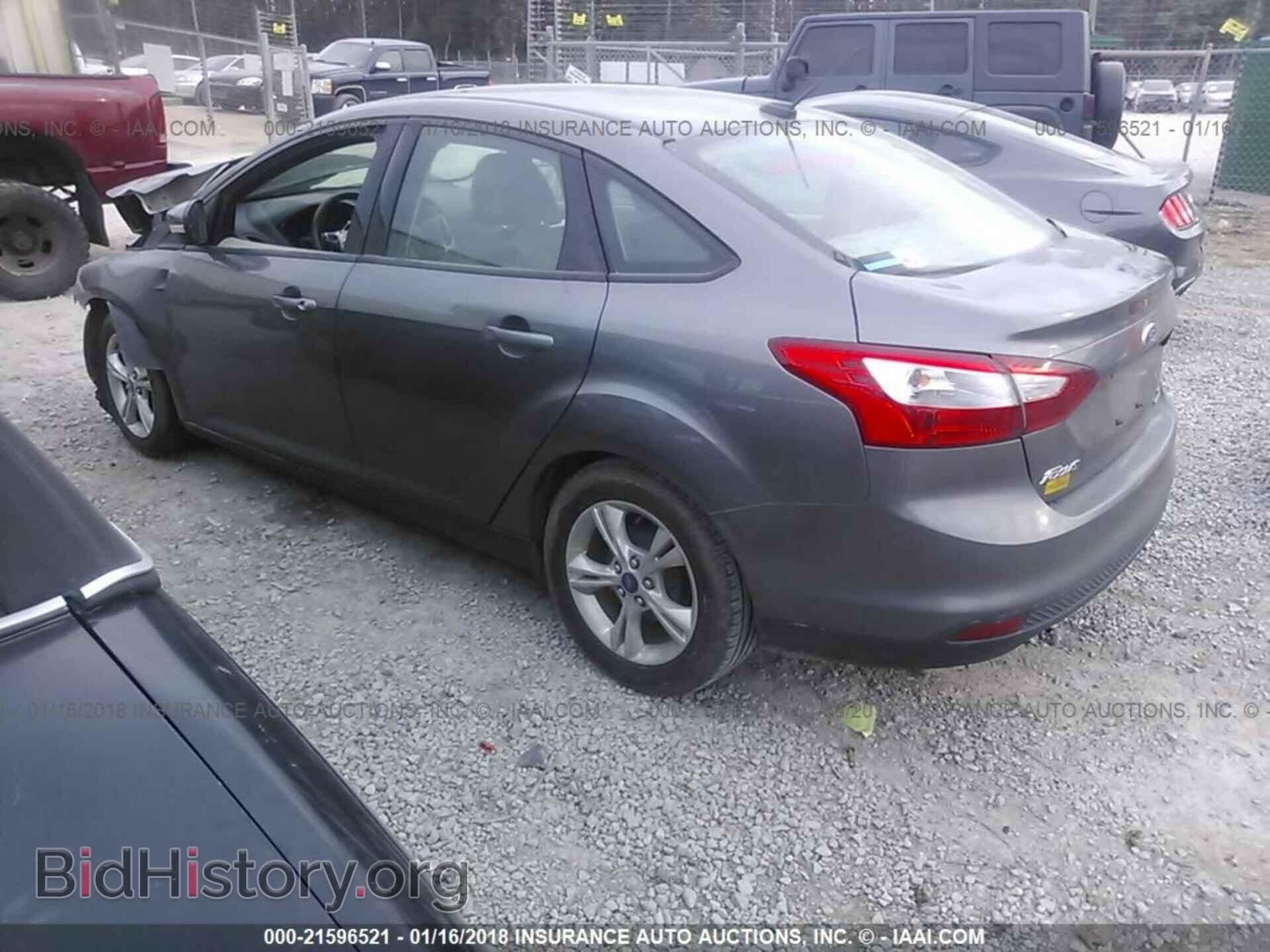 2014 Ford Focus - VIN: 1FADP3F20EL115183 - Фото 3