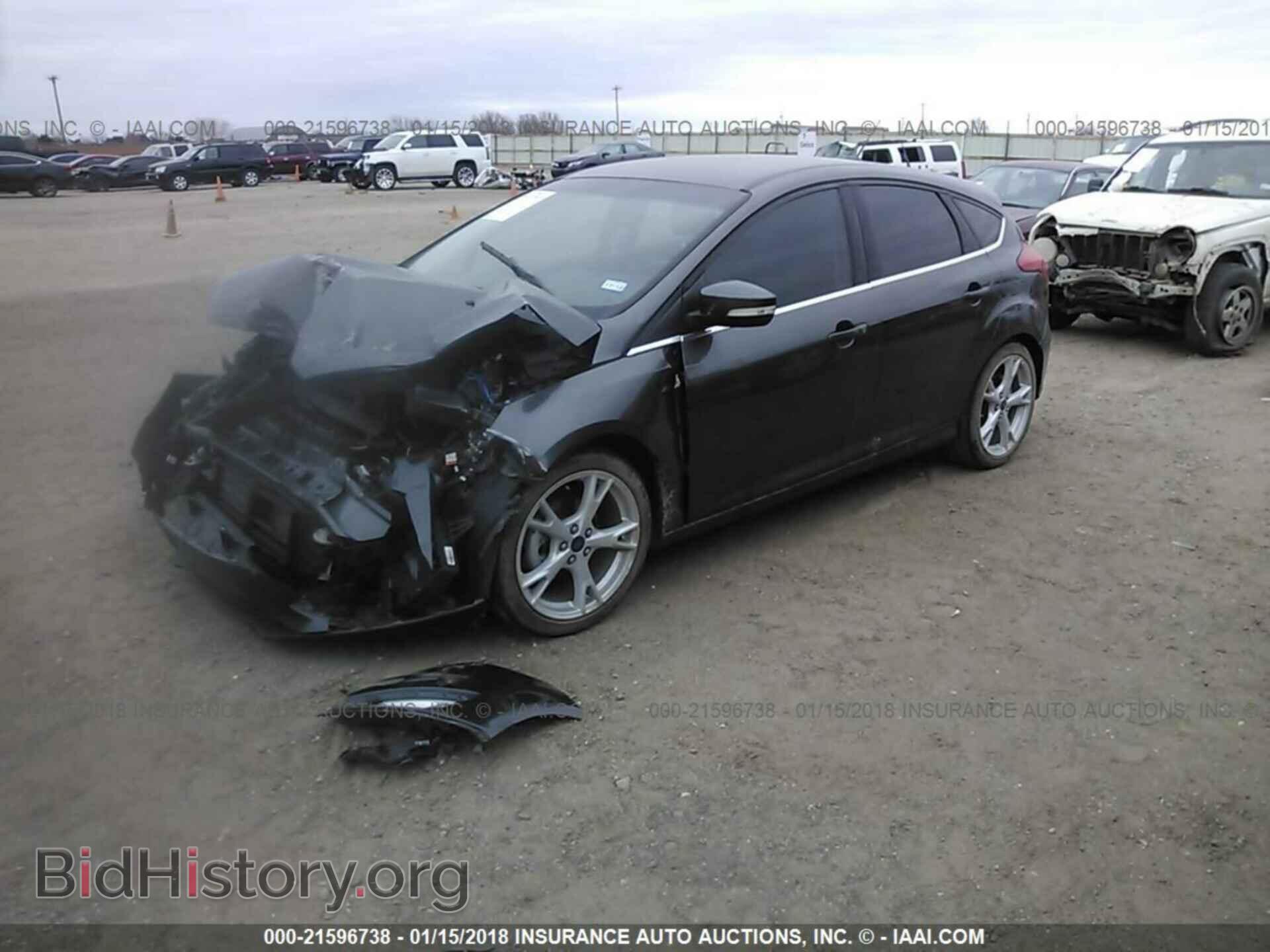 2015 Ford Focus - VIN: 1FADP3N23FL374544 - Photo 2