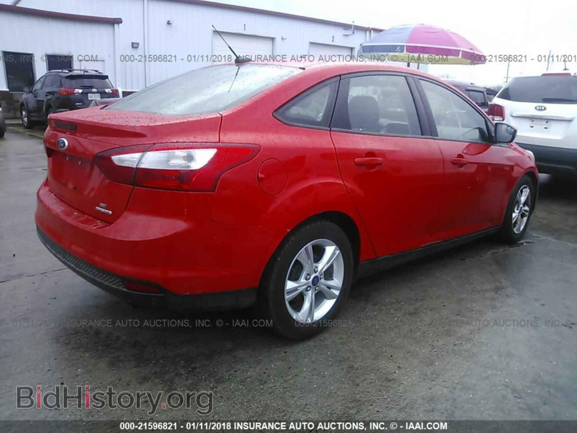 2013 Ford Focus - VIN: 1FADP3F2XDL278261 - Photo 4