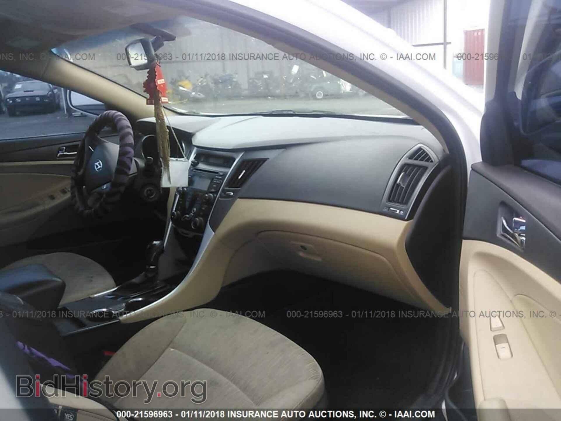 2012 Hyundai Sonata - VIN: 5NPEB4AC8CH412559 - Фото 5