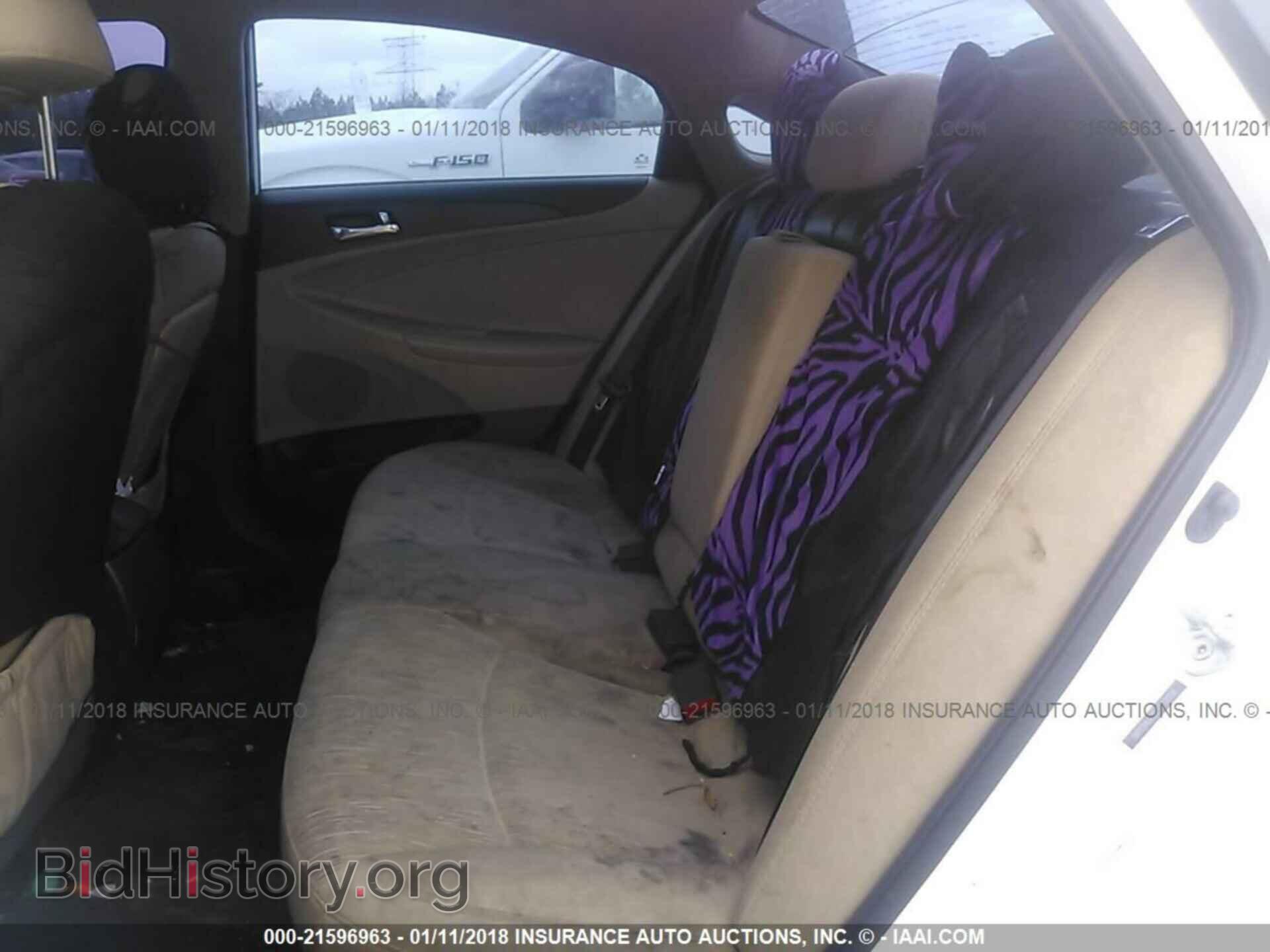 2012 Hyundai Sonata - VIN: 5NPEB4AC8CH412559 - Фото 8