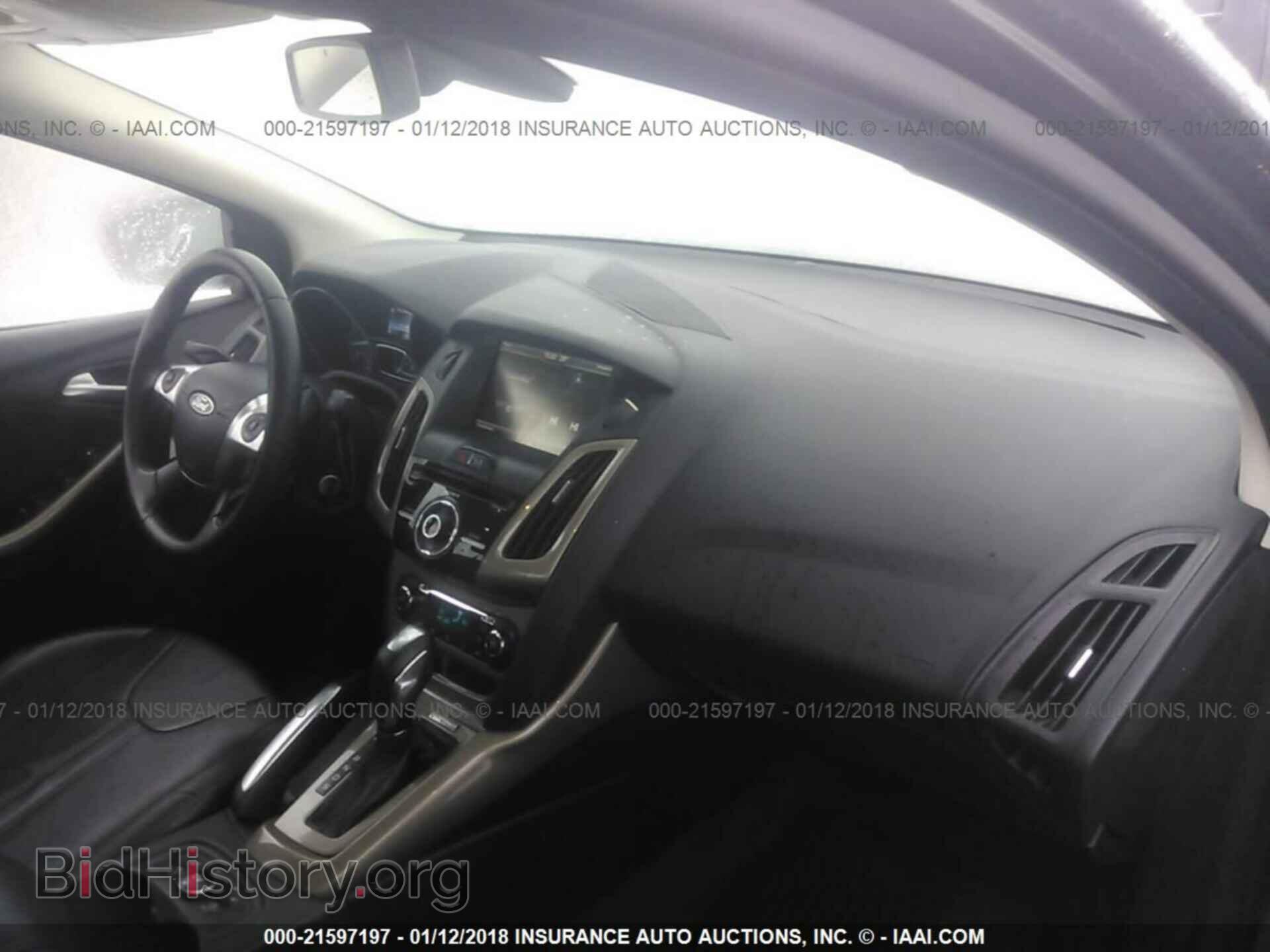 2012 Ford Focus - VIN: 1FAHP3H28CL128551 - Фото 5