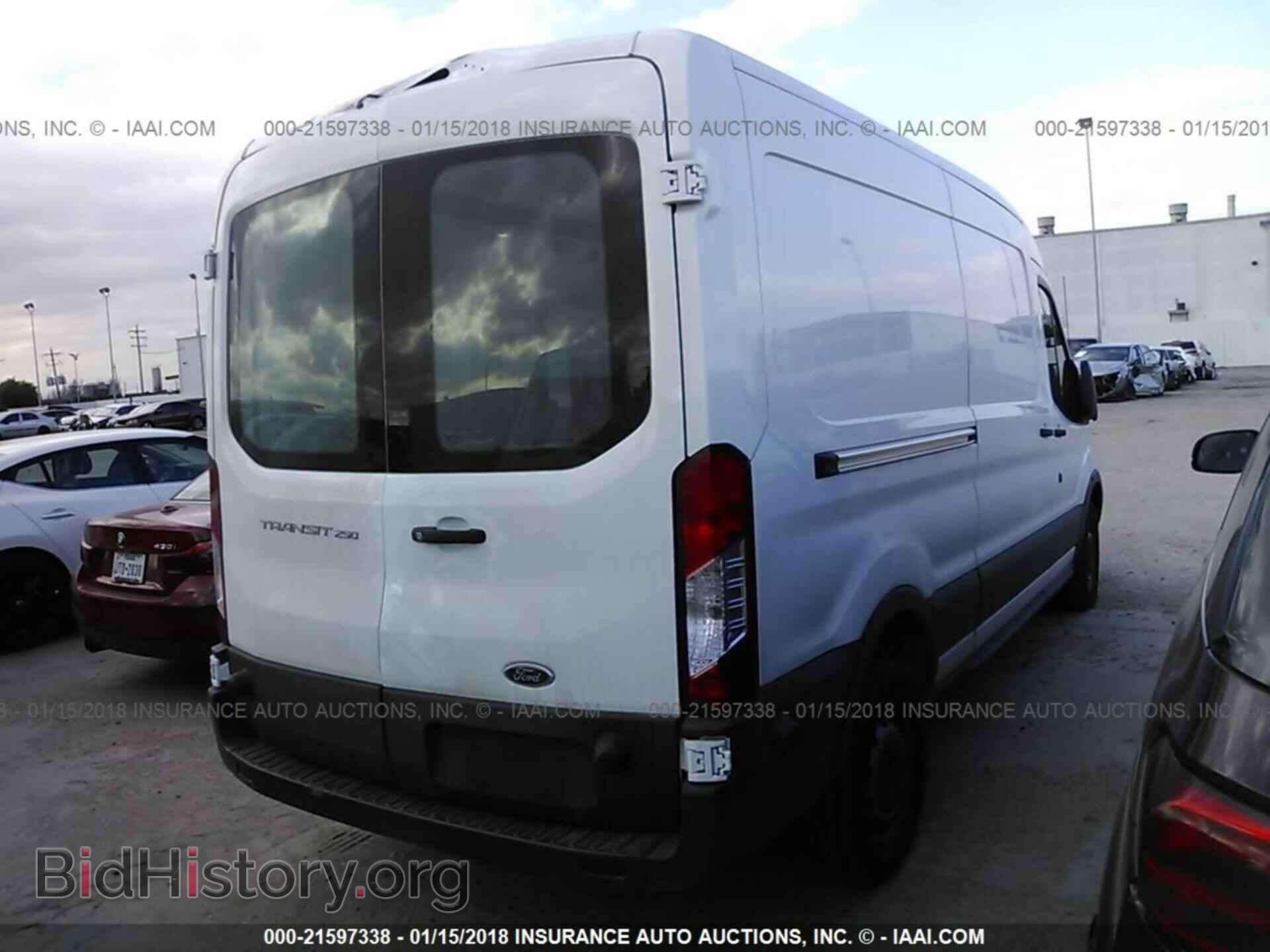 2018 Ford Transit - VIN: 1FTYR2CM5JKA15943 - Photo 4