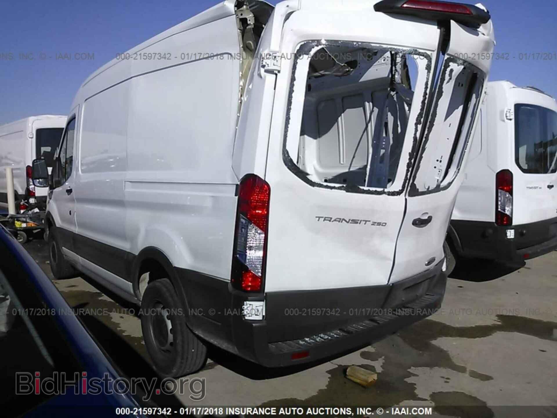 2018 Ford Transit - VIN: 1FTYR1CM9JKA15938 - Photo 3