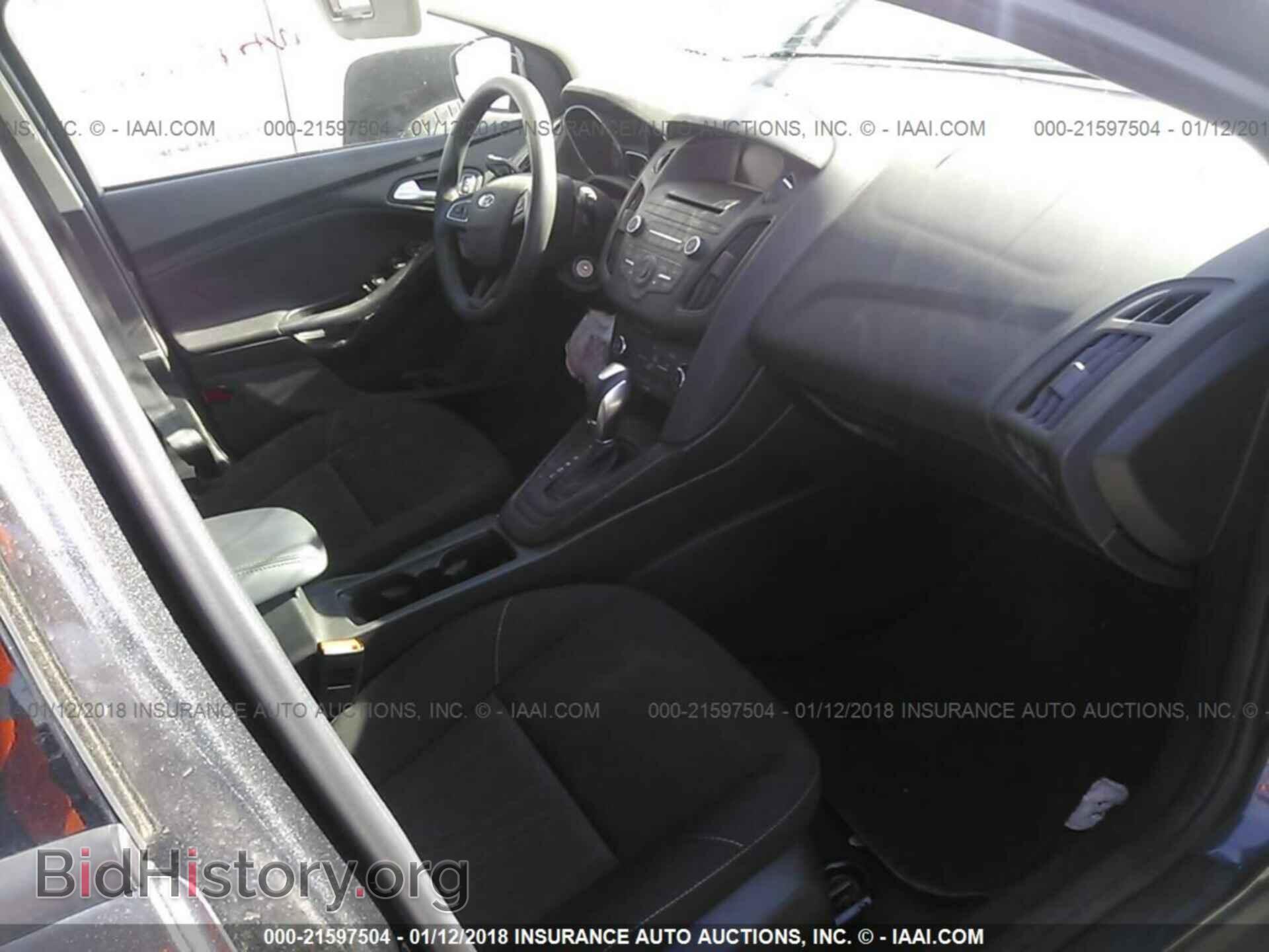 2016 Ford Focus - VIN: 1FADP3K29GL347869 - Фото 5