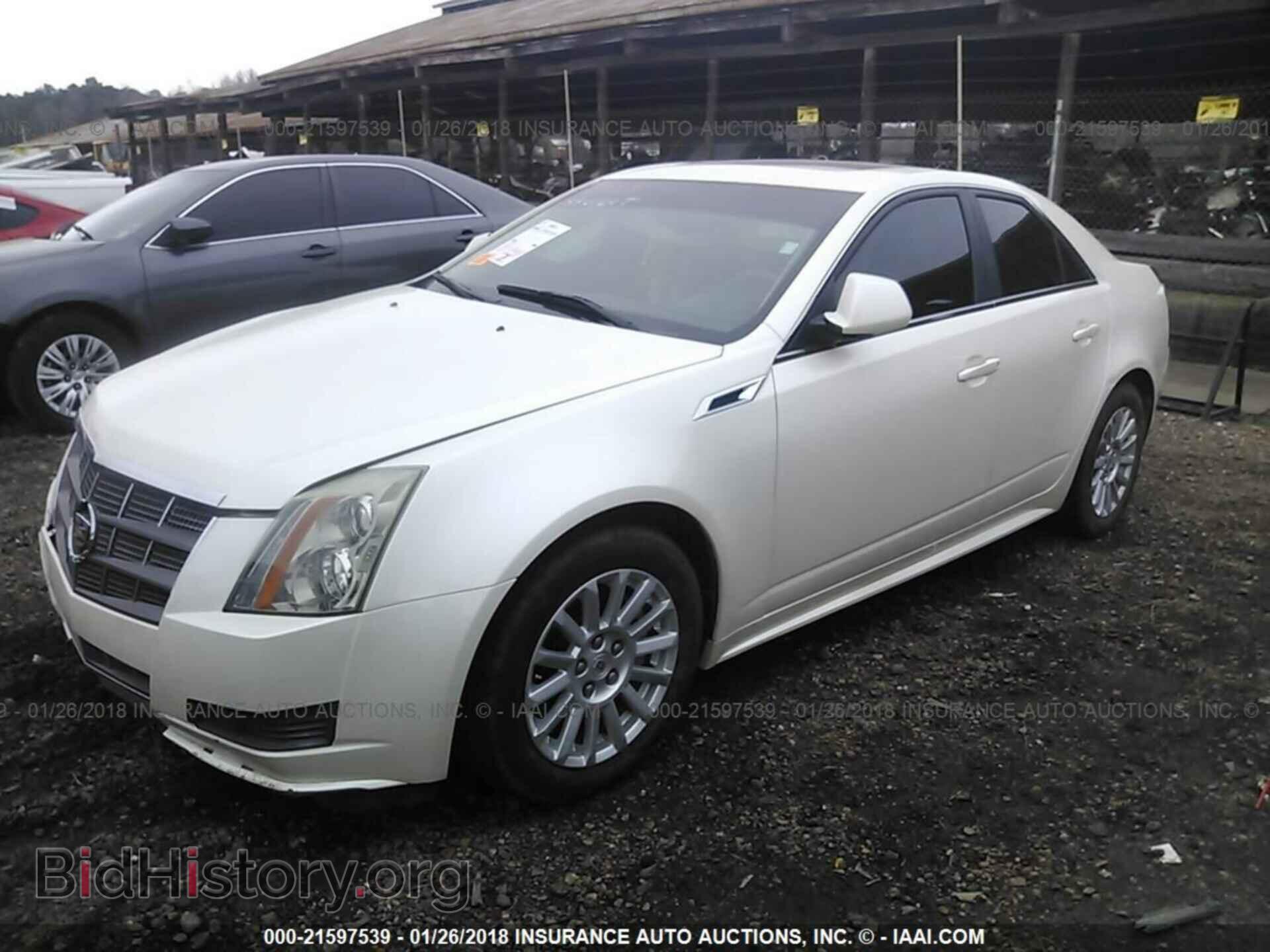 2011 Cadillac Cts - VIN: 1G6DE5EY4B0103989 - Фото 2