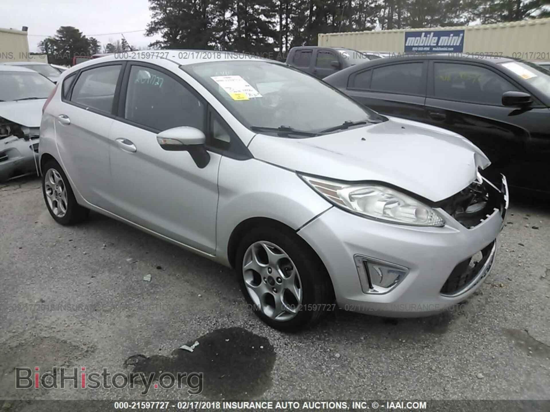 Photo 3FADP4FJ8CM183823 - Ford Fiesta 2012