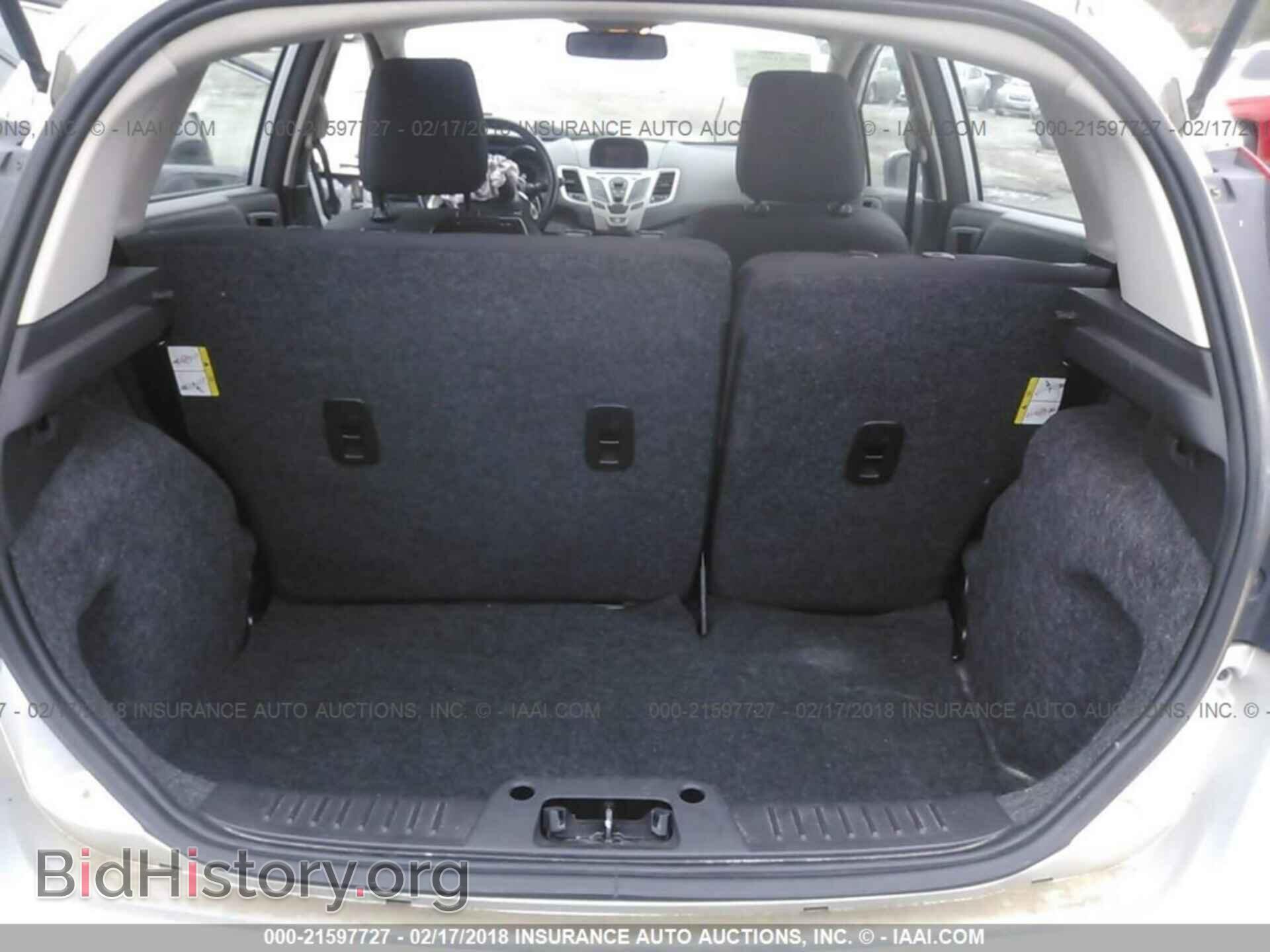 2012 Ford Fiesta - VIN: 3FADP4FJ8CM183823 - Фото 6