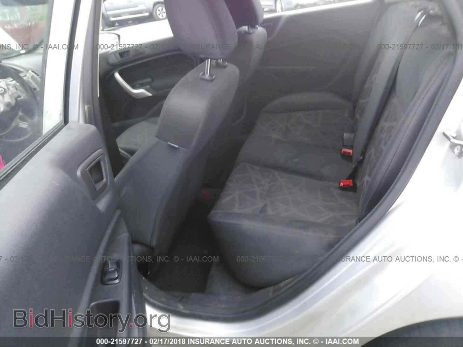 2012 Ford Fiesta - VIN: 3FADP4FJ8CM183823 - Фото 8