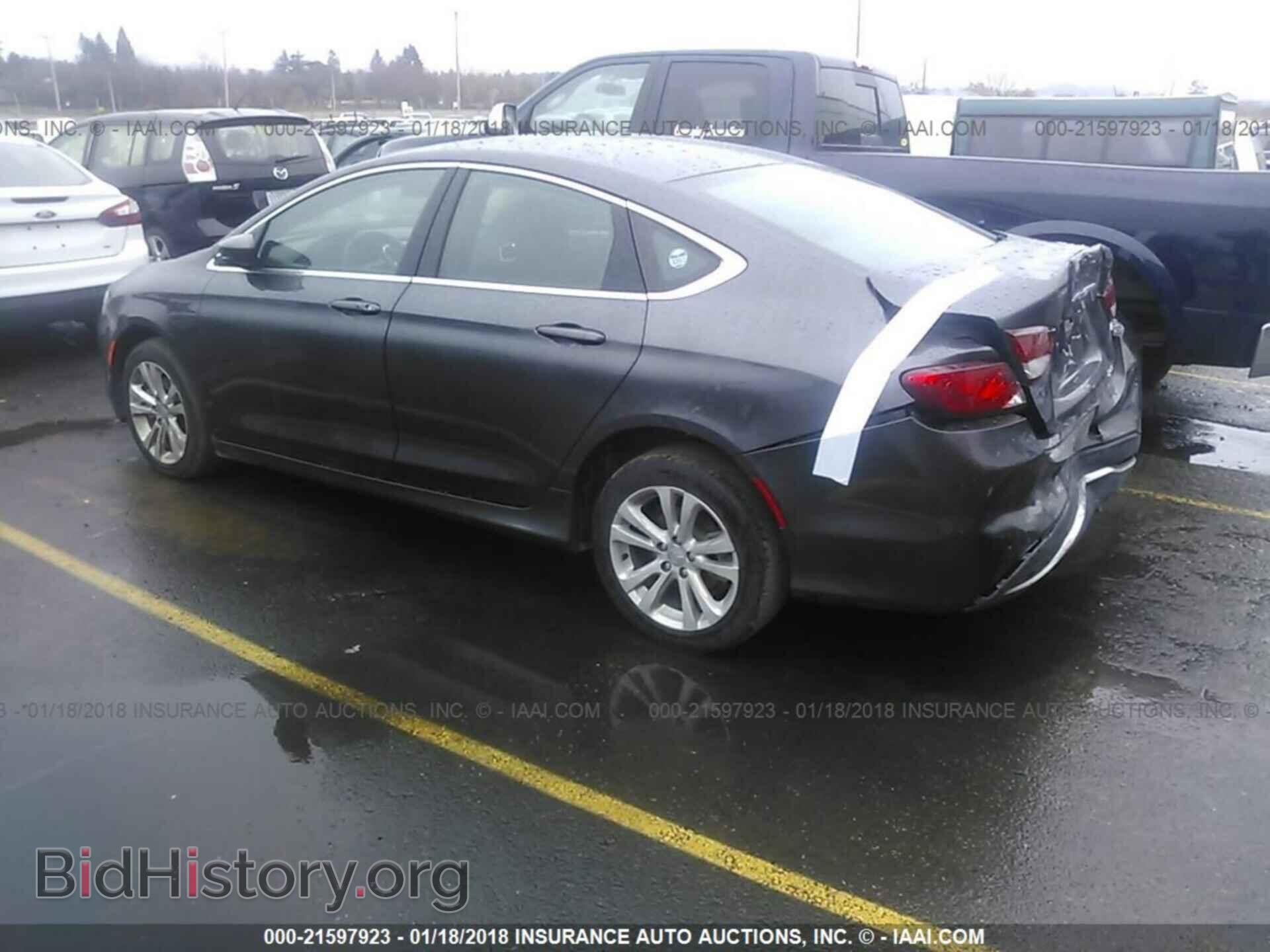 2016 Chrysler 200 - VIN: 1C3CCCAB0GN142307 - Photo 3