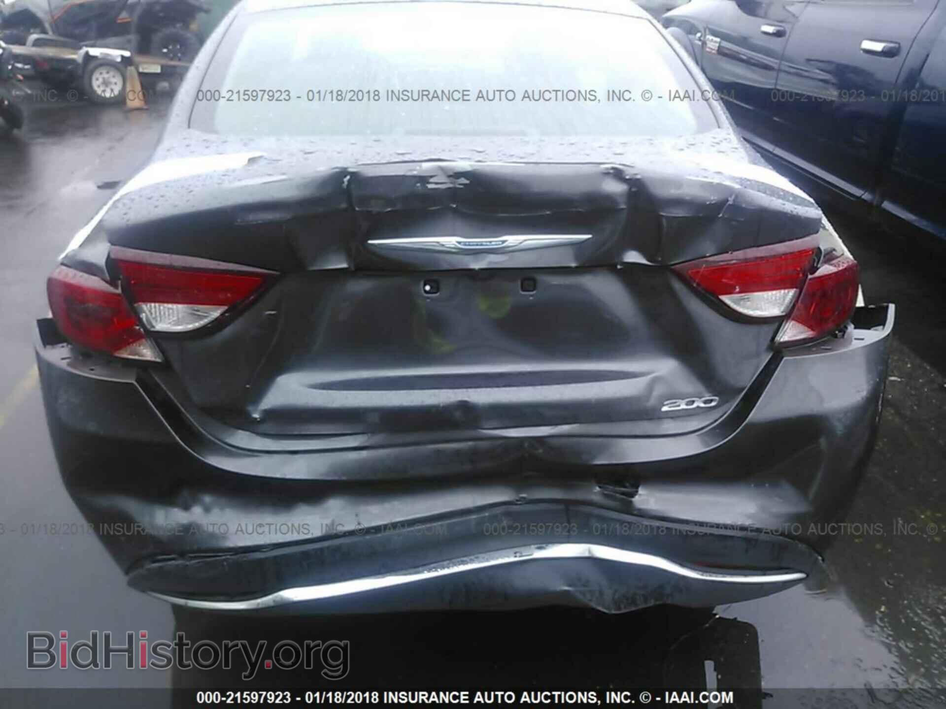 2016 Chrysler 200 - VIN: 1C3CCCAB0GN142307 - Photo 6