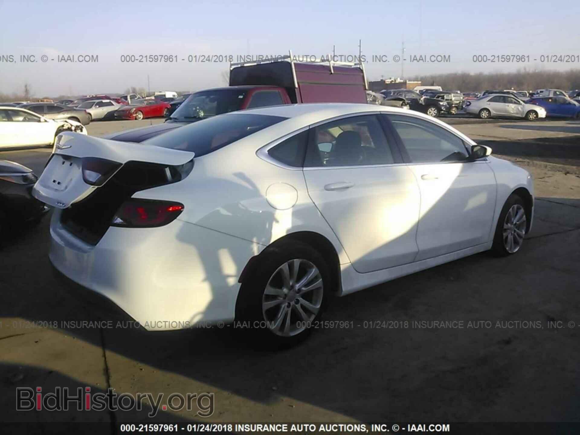 2016 Chrysler 200 - VIN: 1C3CCCFBXGN194178 - Фото 4