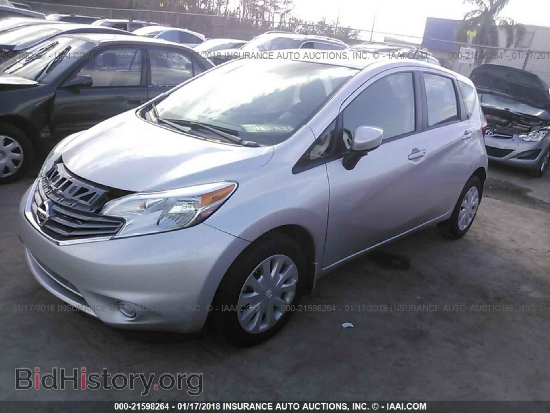 2016 Nissan Versa note - VIN: 3N1CE2CP0GL383408 - Photo 2