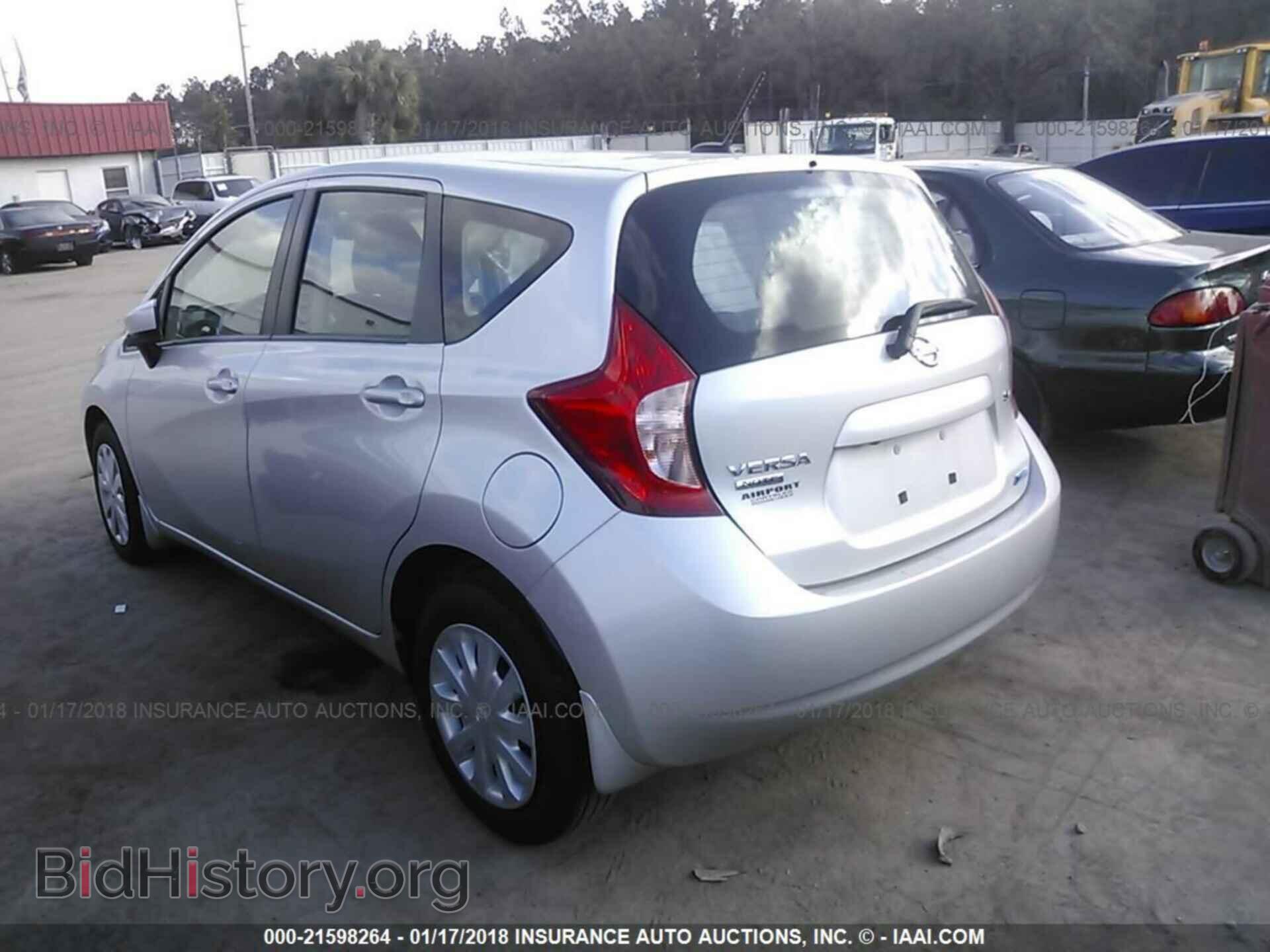 2016 Nissan Versa note - VIN: 3N1CE2CP0GL383408 - Photo 3