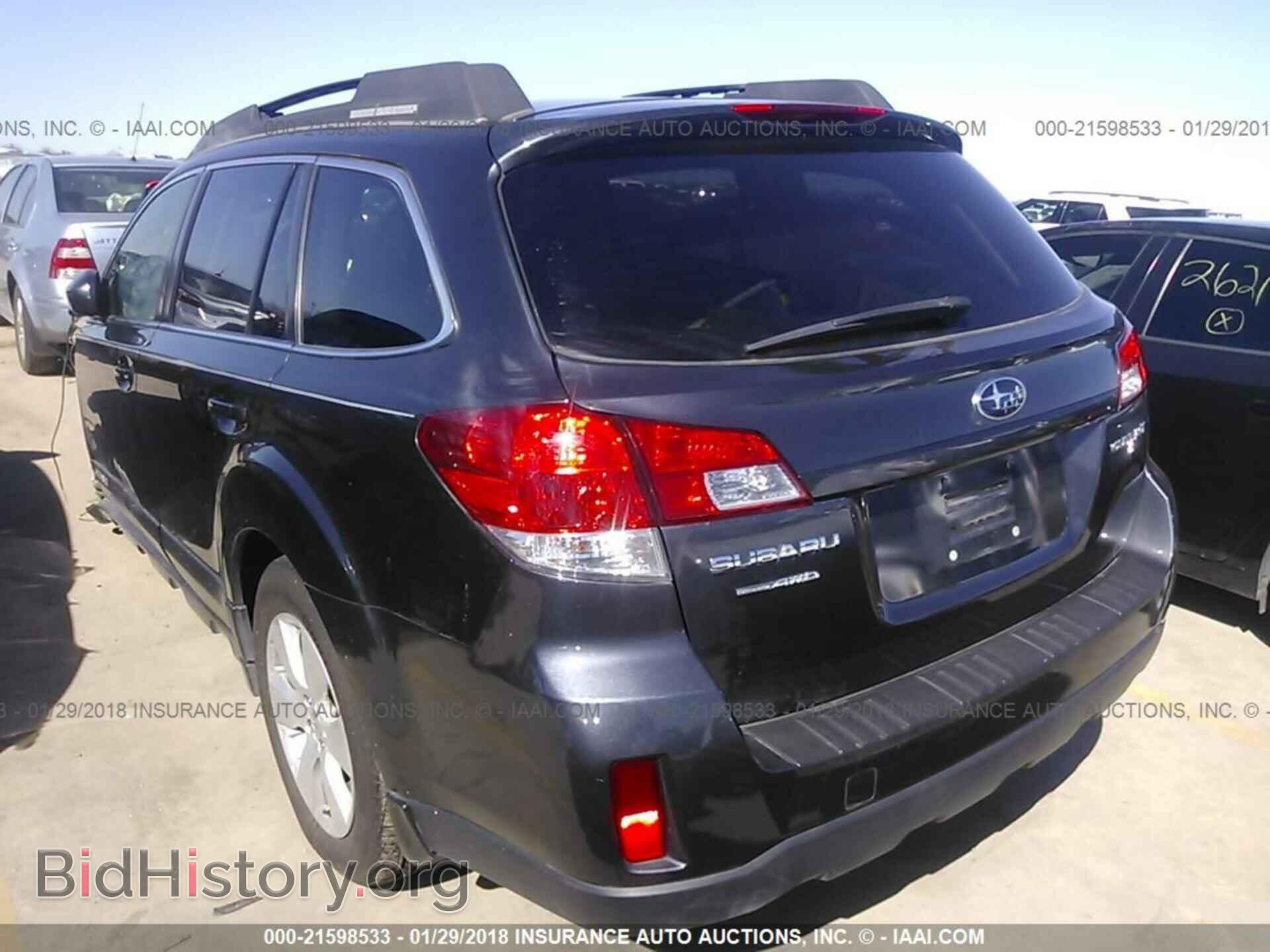 2011 Subaru Outback - VIN: 4S4BRCBC7B3350116 - Фото 3