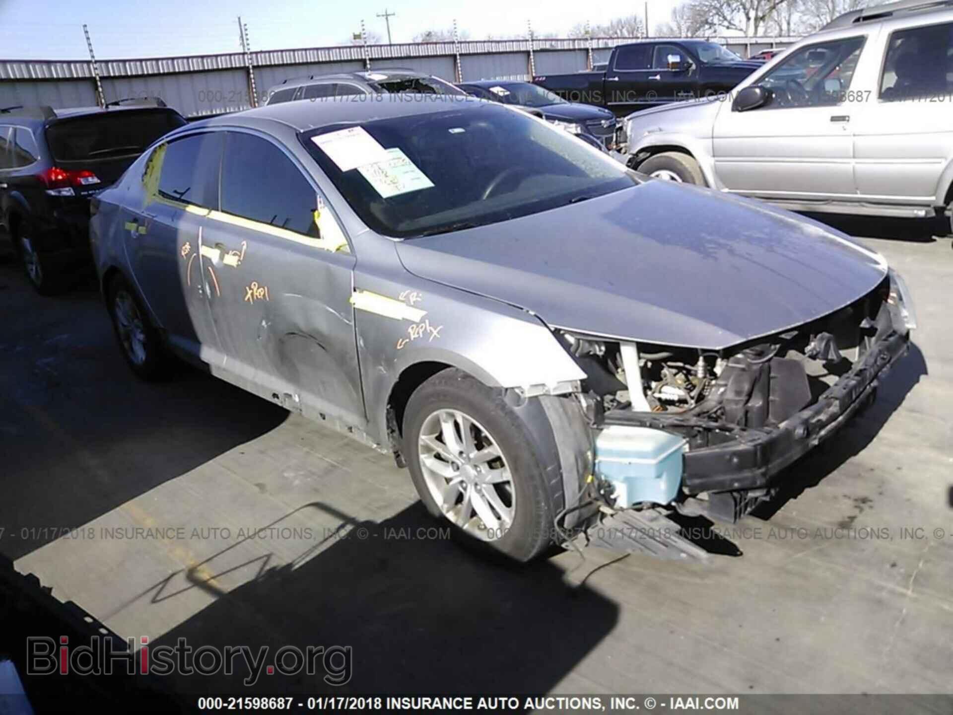 Фотография KNAGM4A7XC5271075 - Kia Optima 2012