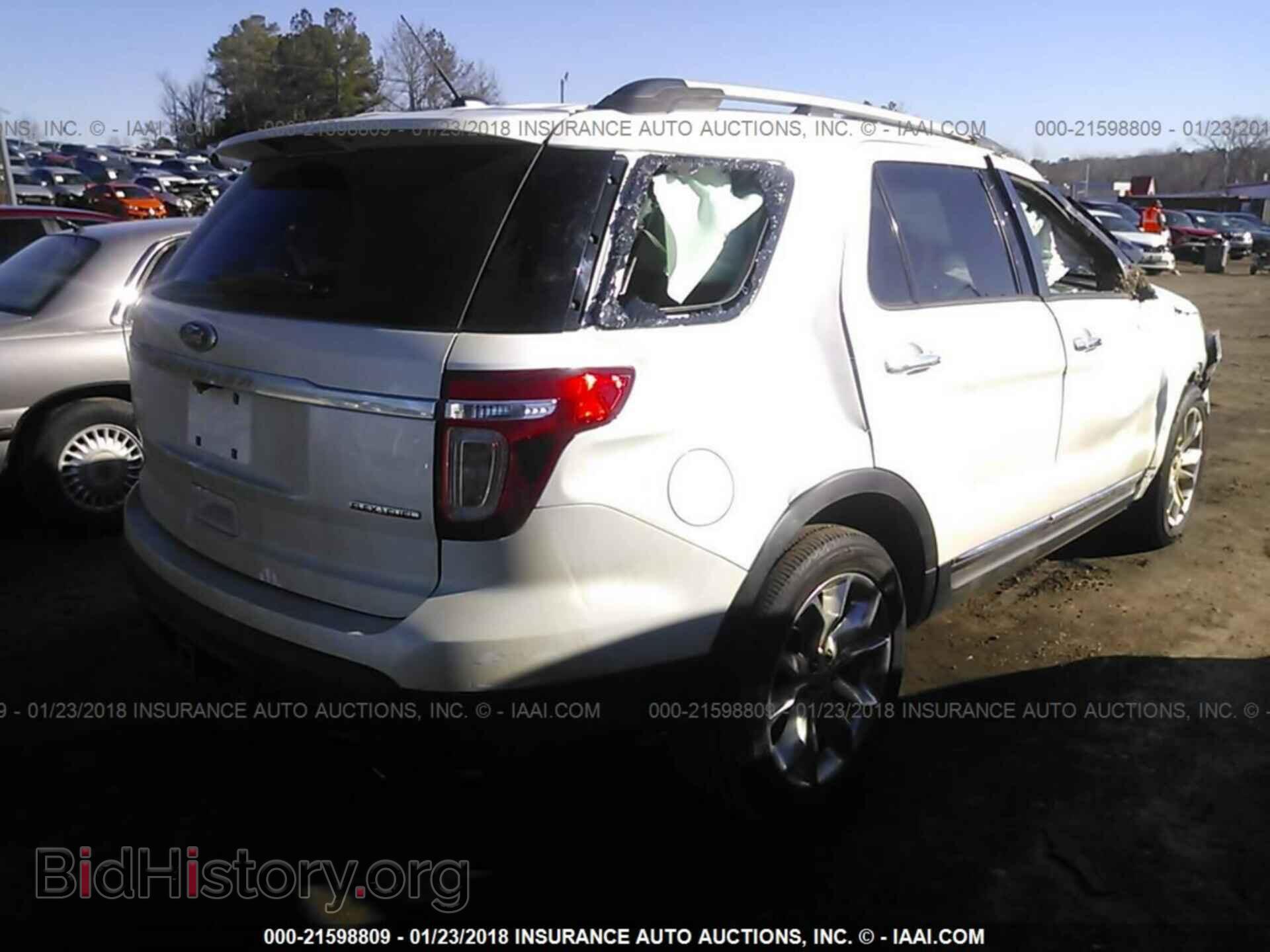 2013 Ford Explorer - VIN: 1FM5K7D89DGB37357 - Фото 4