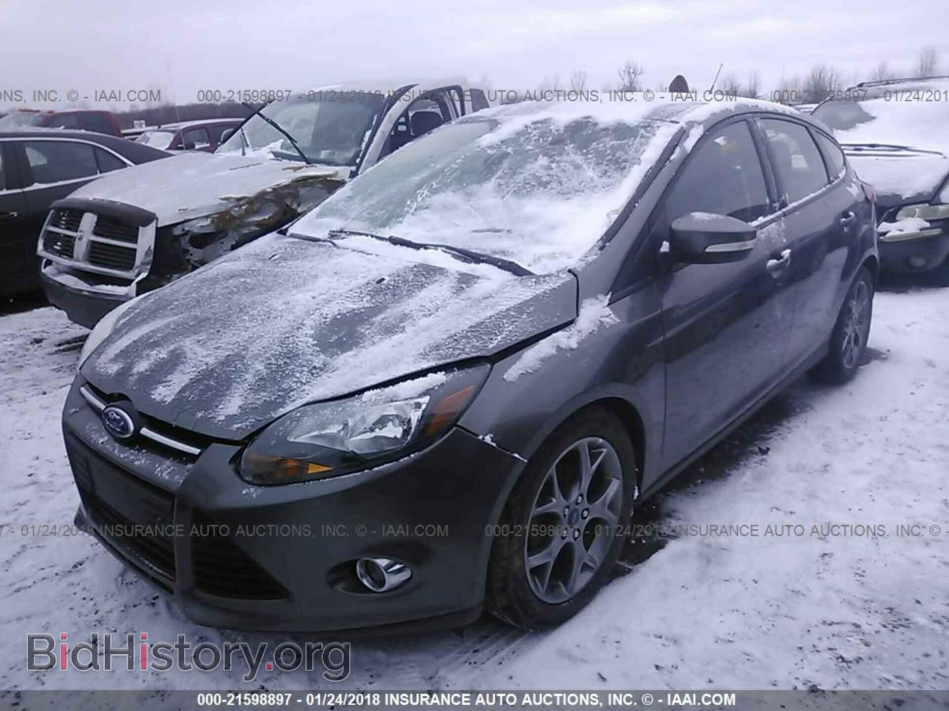 2014 Ford Focus - VIN: 1FADP3K29EL333628 - Photo 2