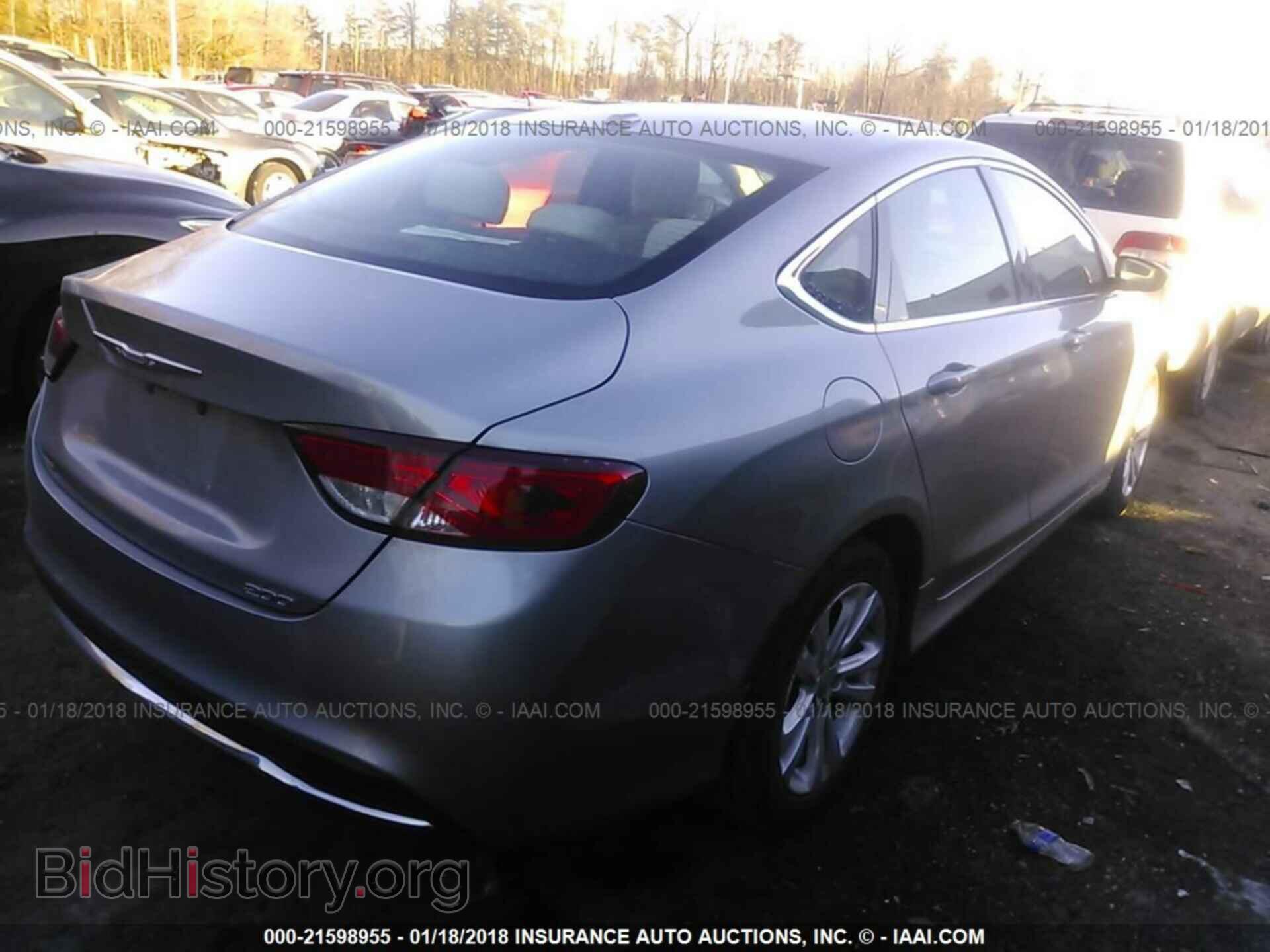 2015 Chrysler 200 - VIN: 1C3CCCAB2FN602470 - Фото 4