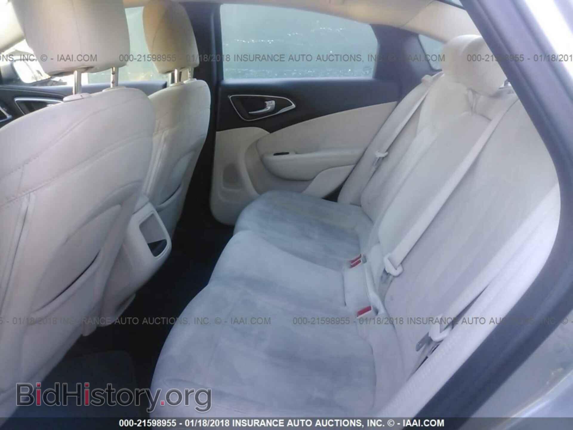 2015 Chrysler 200 - VIN: 1C3CCCAB2FN602470 - Фото 8