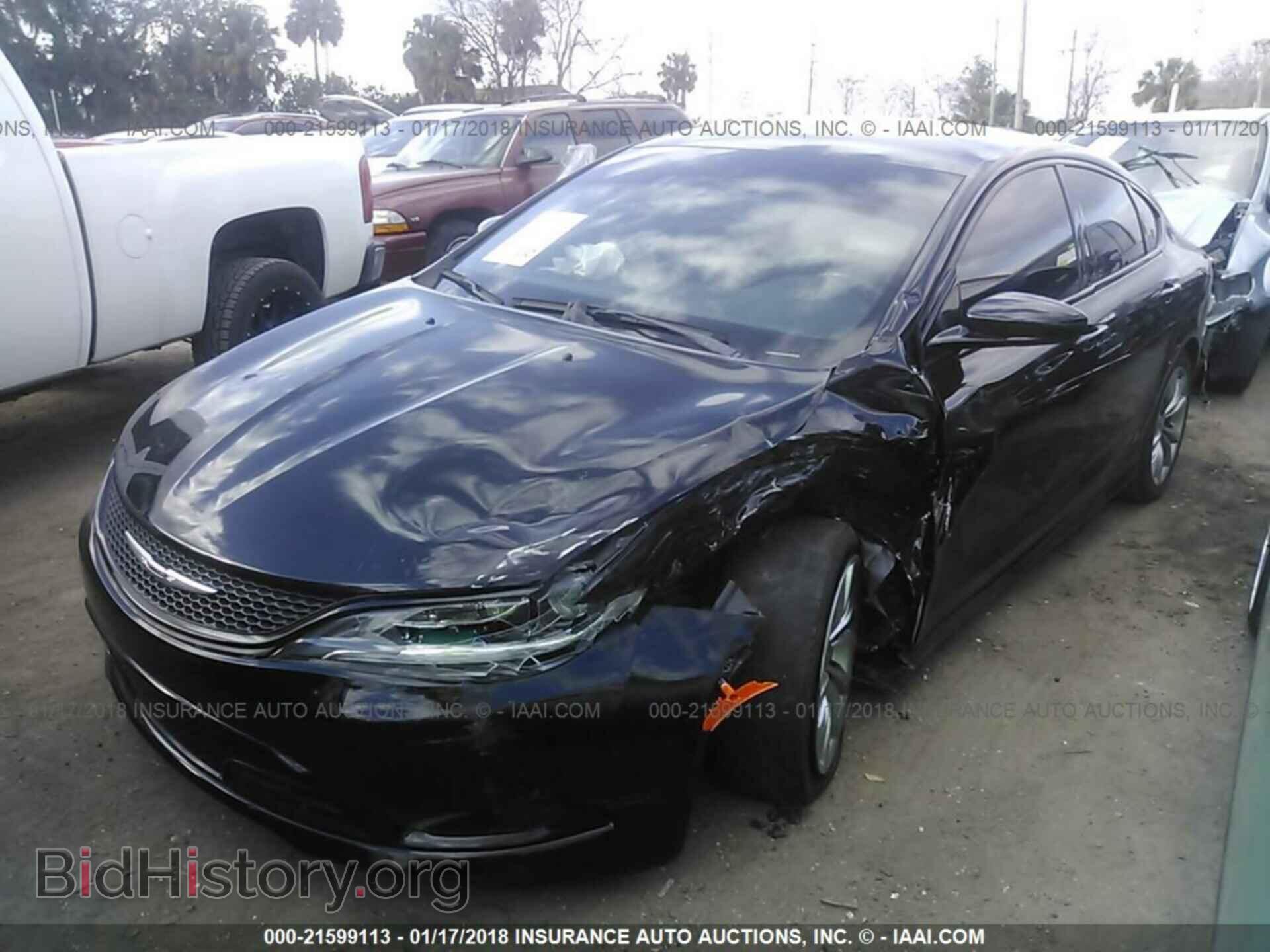 2015 Chrysler 200 - VIN: 1C3CCCBB6FN708094 - Photo 2