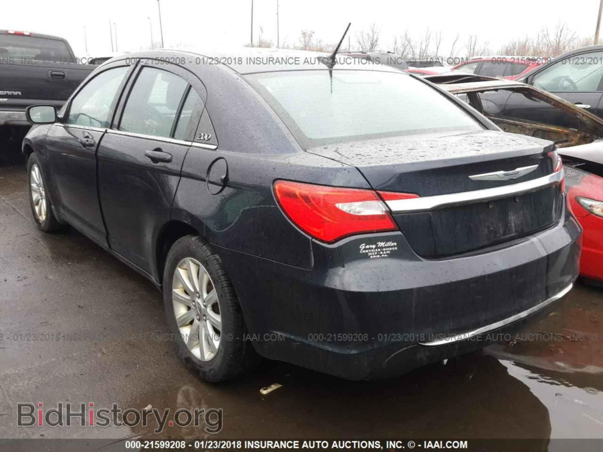 2012 Chrysler 200 - VIN: 1C3CCBBB6CN107371 - Фото 3