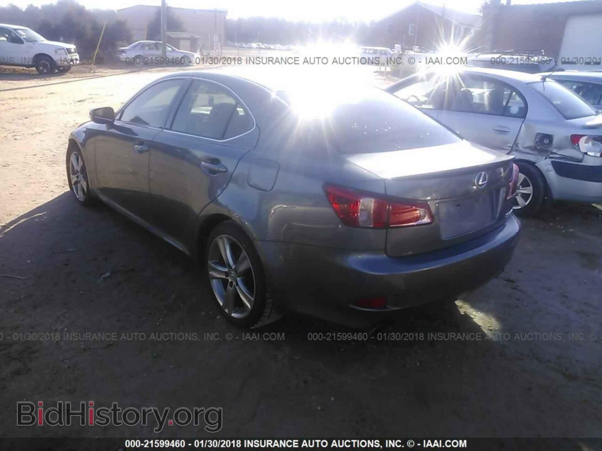 2012 Lexus Is - VIN: JTHBE5C25C5028712 - Фото 3