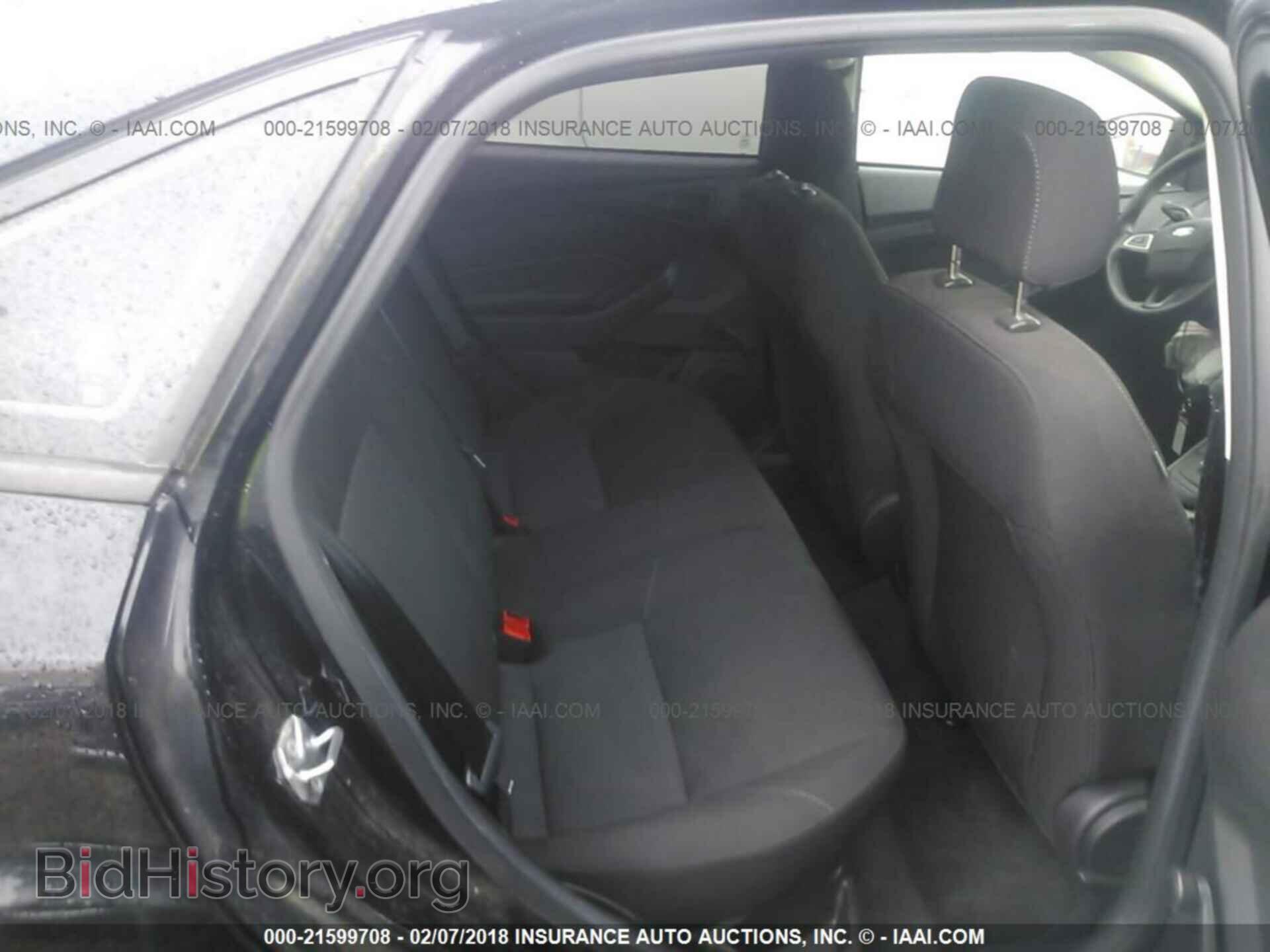 2016 Ford Focus - VIN: 1FADP3E28GL343811 - Фото 8