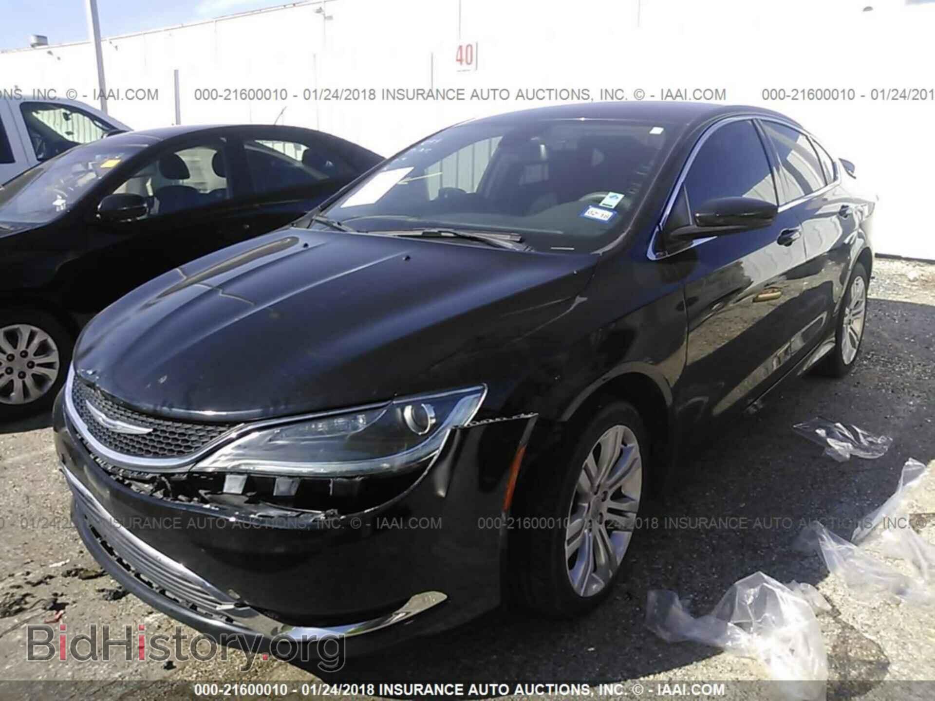 2015 Chrysler 200 - VIN: 1C3CCCAB3FN706420 - Photo 2