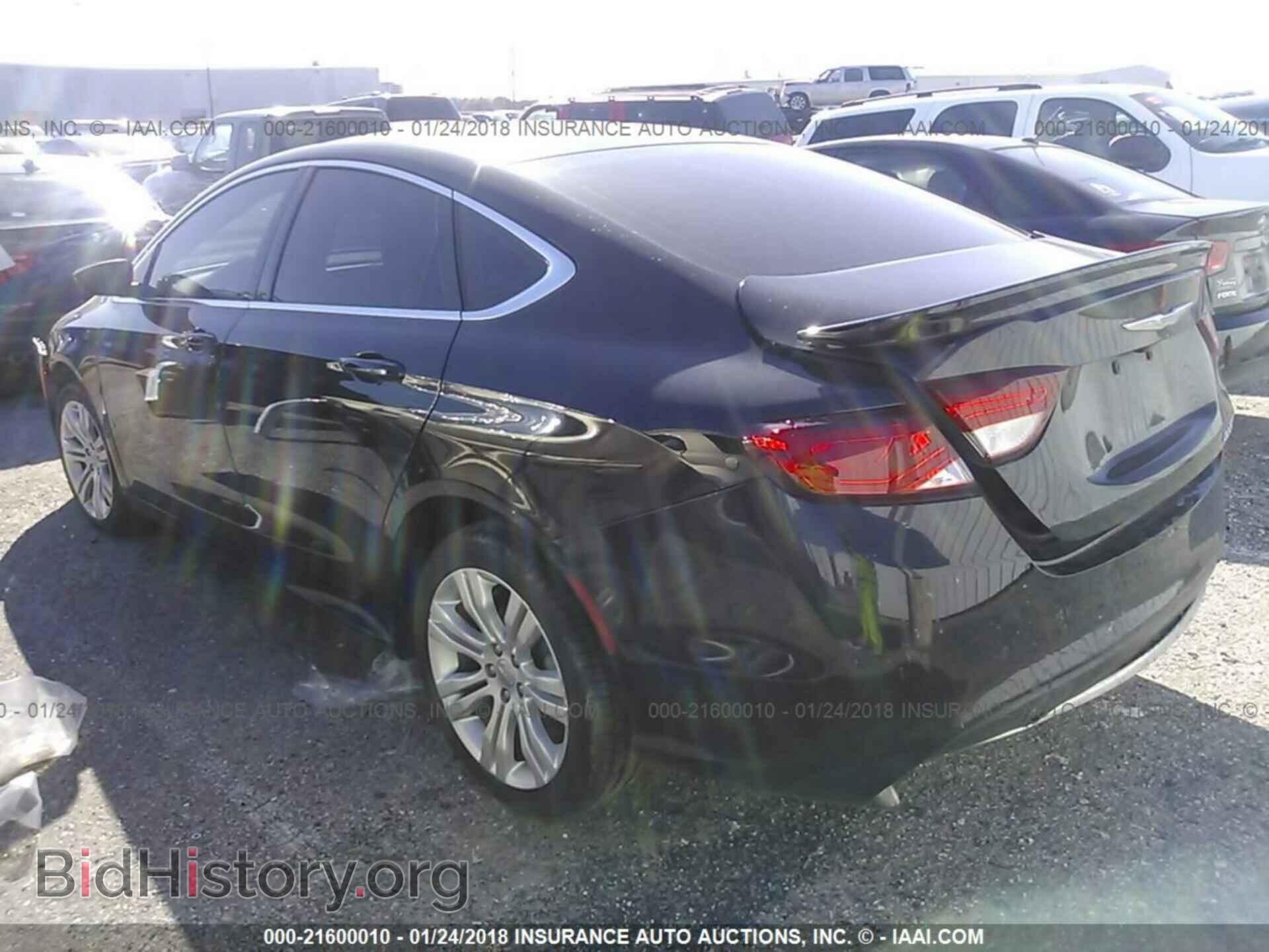 2015 Chrysler 200 - VIN: 1C3CCCAB3FN706420 - Photo 3