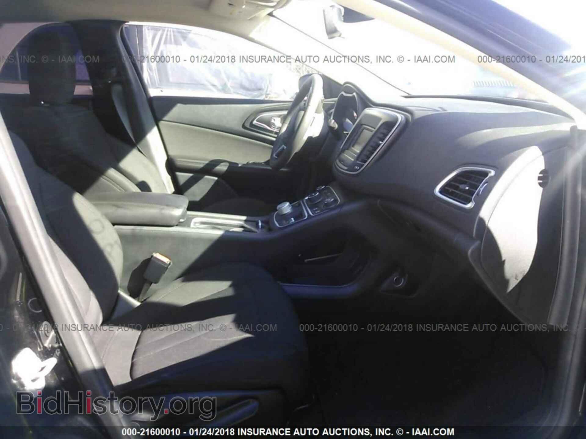 2015 Chrysler 200 - VIN: 1C3CCCAB3FN706420 - Photo 5
