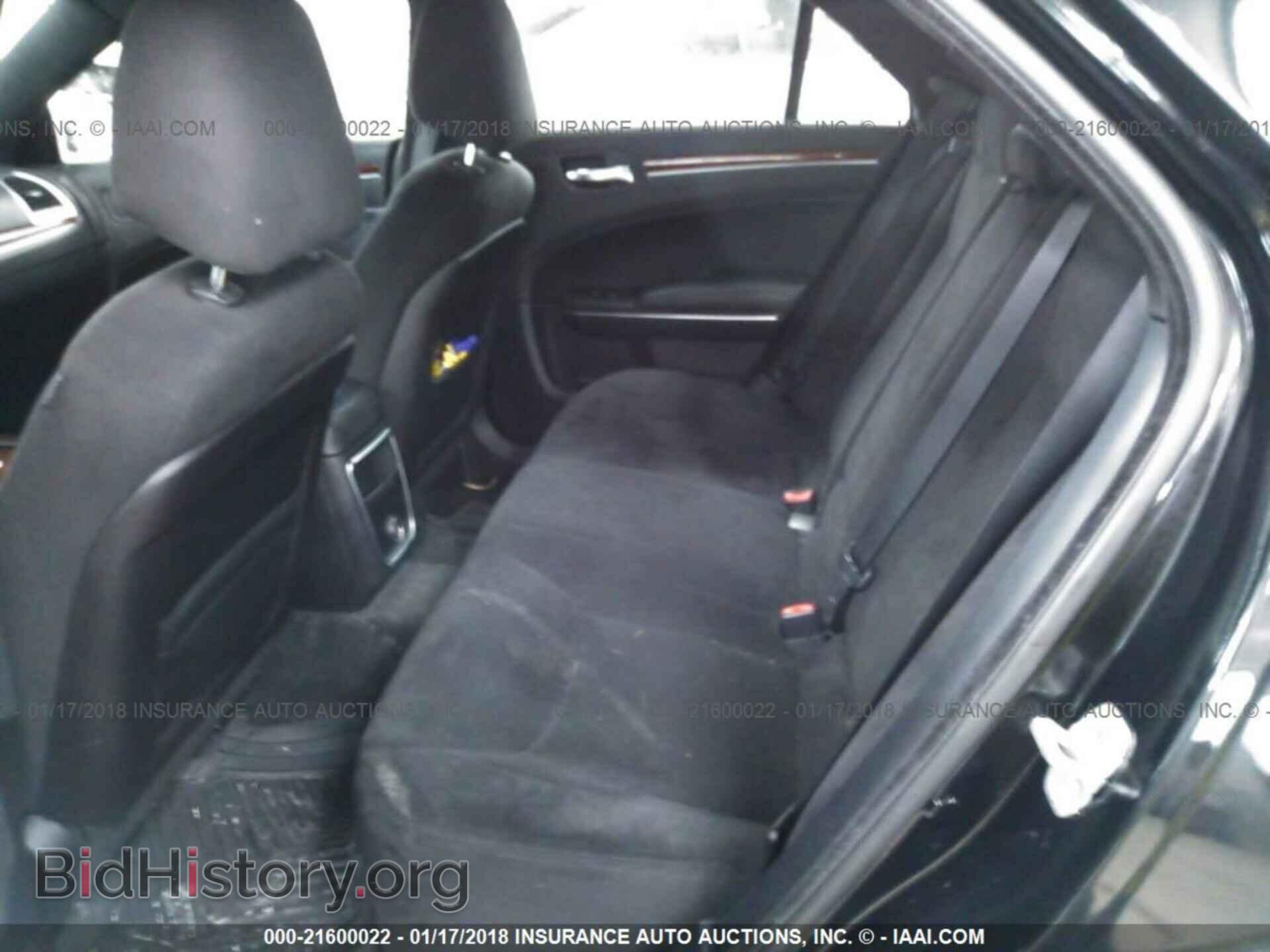 2012 CHRYSLER 300 - VIN: 2C3CCAAGXCH126859 - Фото 8