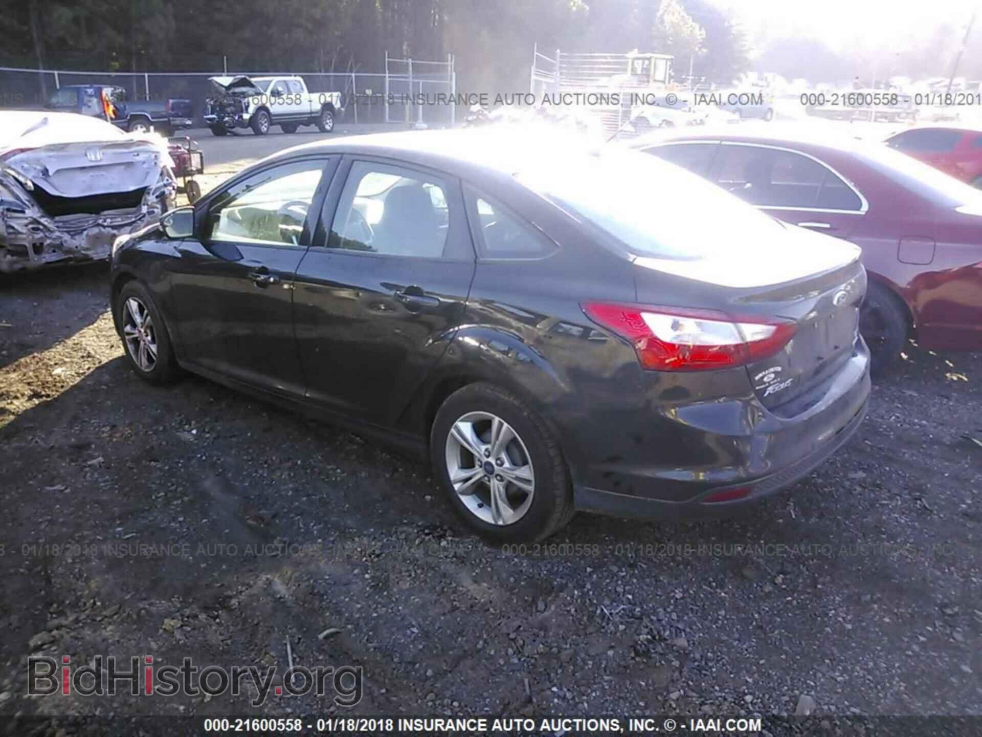 2013 Ford Focus - VIN: 1FADP3F21DL129432 - Photo 3