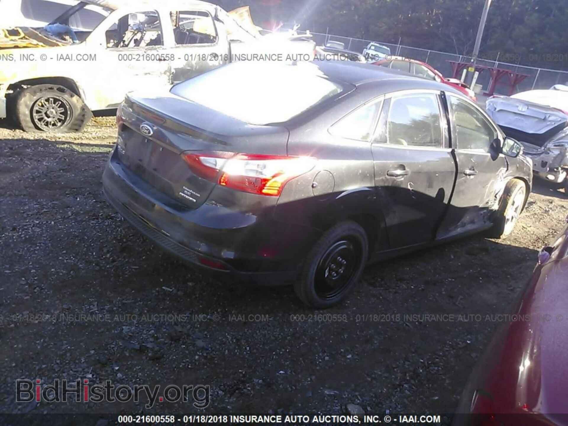 2013 Ford Focus - VIN: 1FADP3F21DL129432 - Photo 4
