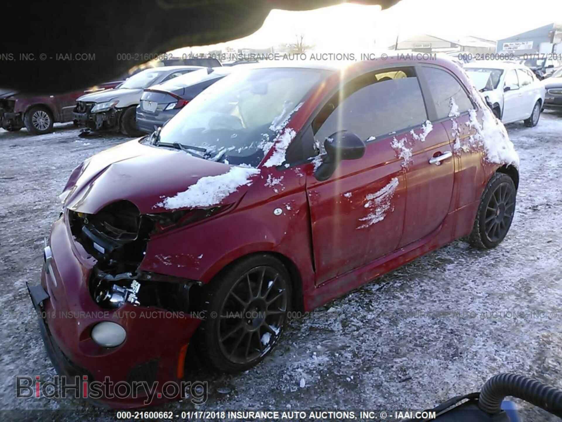 2013 Fiat 500 - VIN: 3C3CFFFH4DT573721 - Фото 2