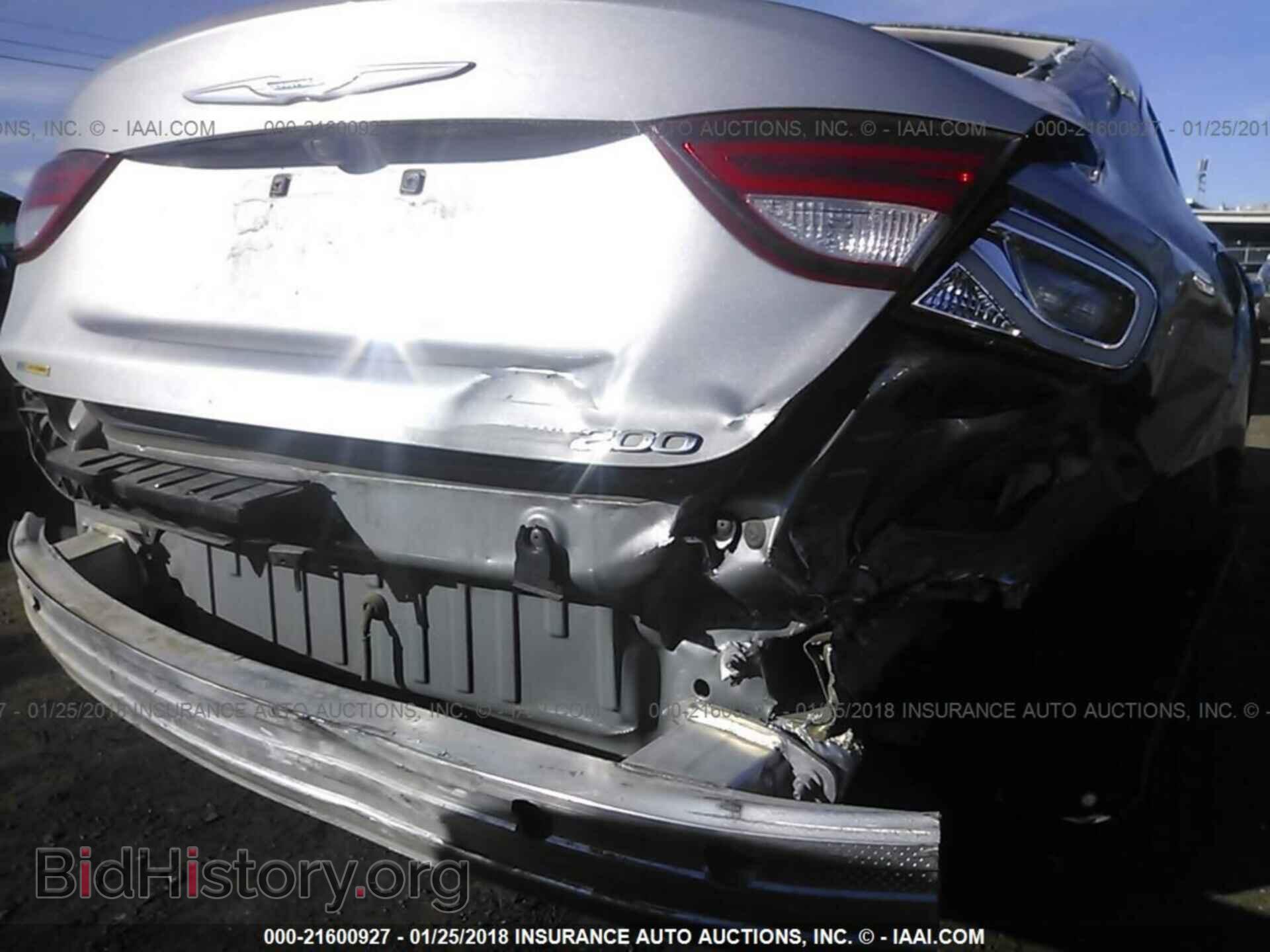 2015 Chrysler 200 - VIN: 1C3CCCAB0FN624712 - Photo 6