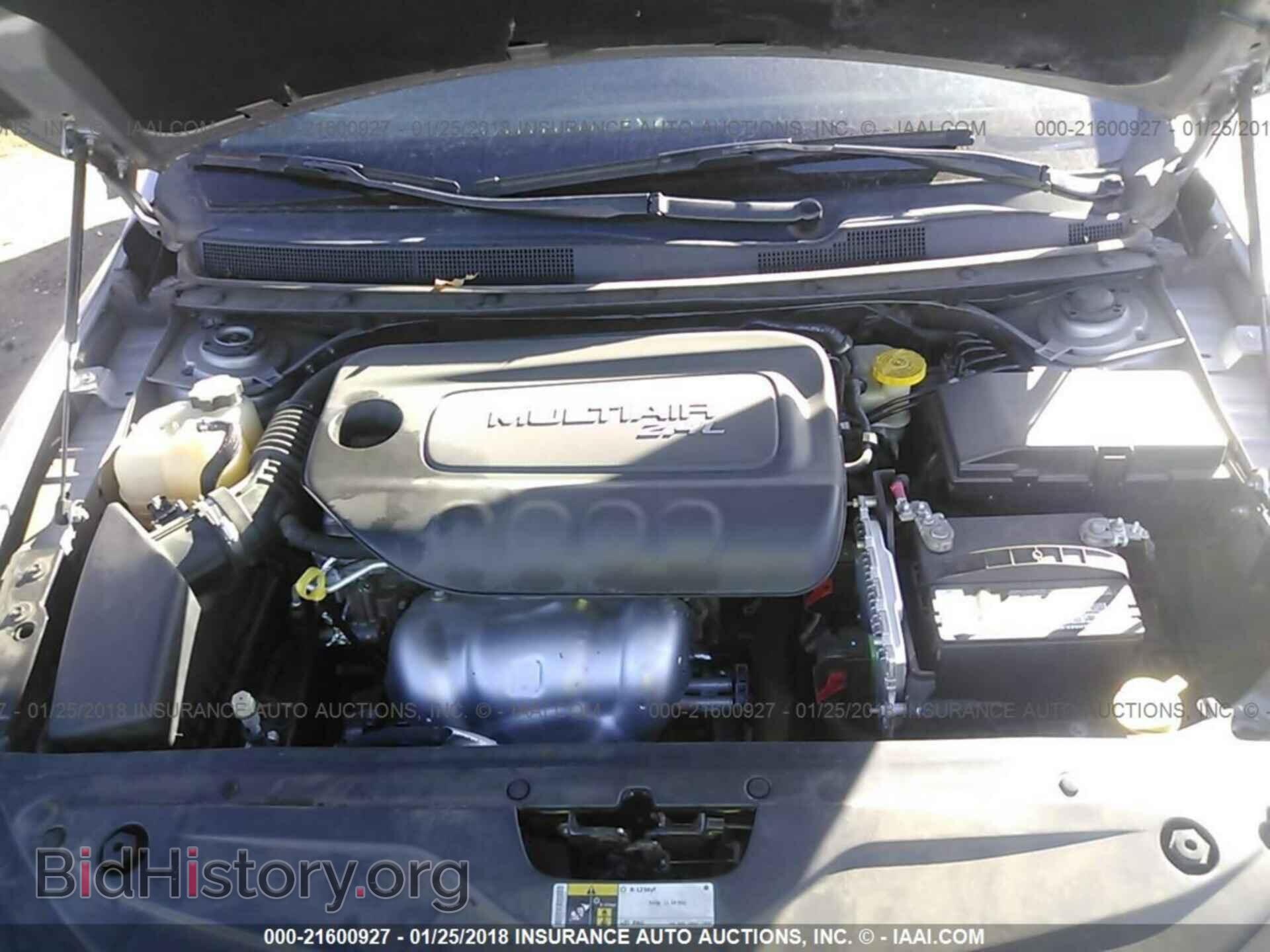 2015 Chrysler 200 - VIN: 1C3CCCAB0FN624712 - Photo 10