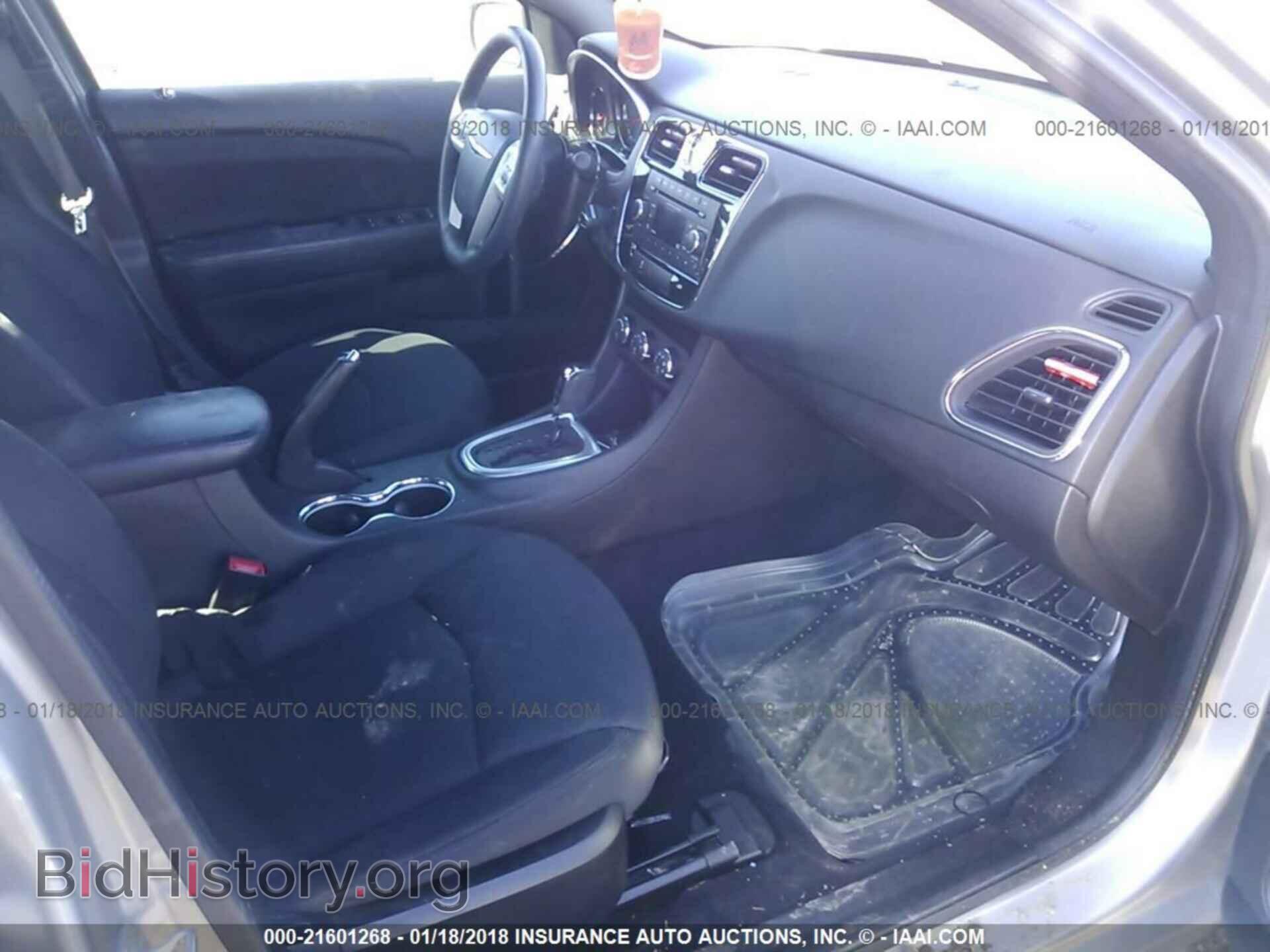 2014 Chrysler 200 - VIN: 1C3CCBBB7EN178663 - Photo 5