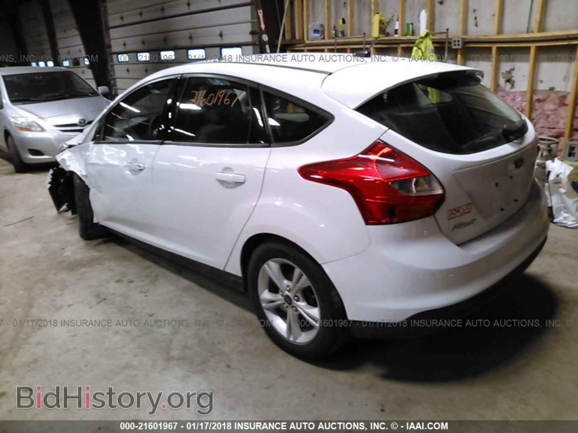 2014 Ford Focus - VIN: 1FADP3K23EL230835 - Photo 3
