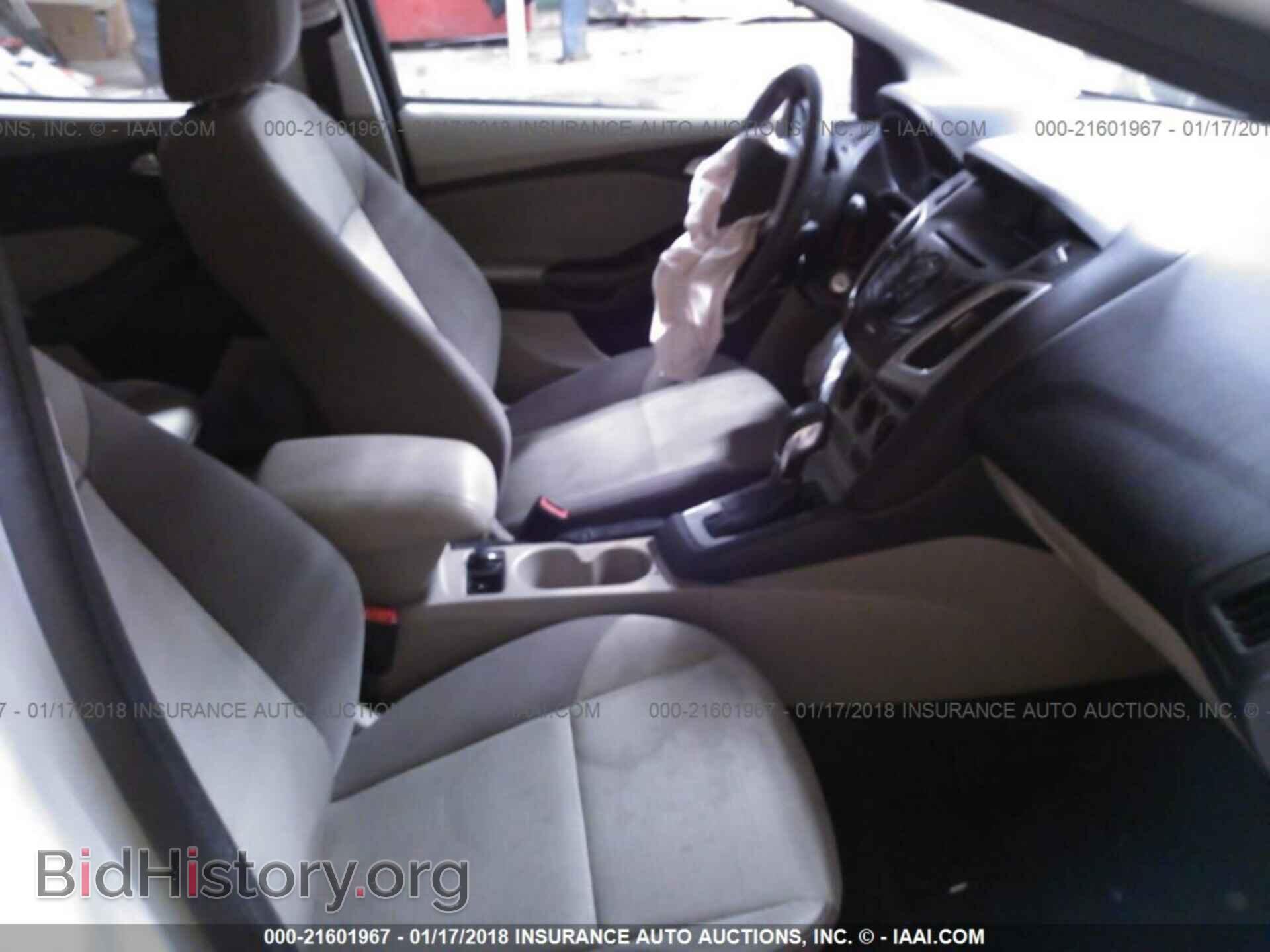 2014 Ford Focus - VIN: 1FADP3K23EL230835 - Photo 5