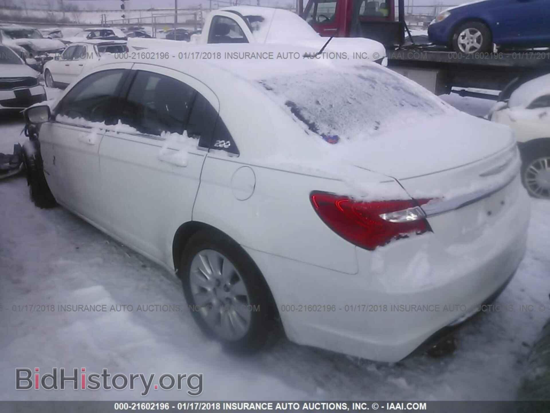 2013 Chrysler 200 - VIN: 1C3CCBAG5DN767514 - Photo 3