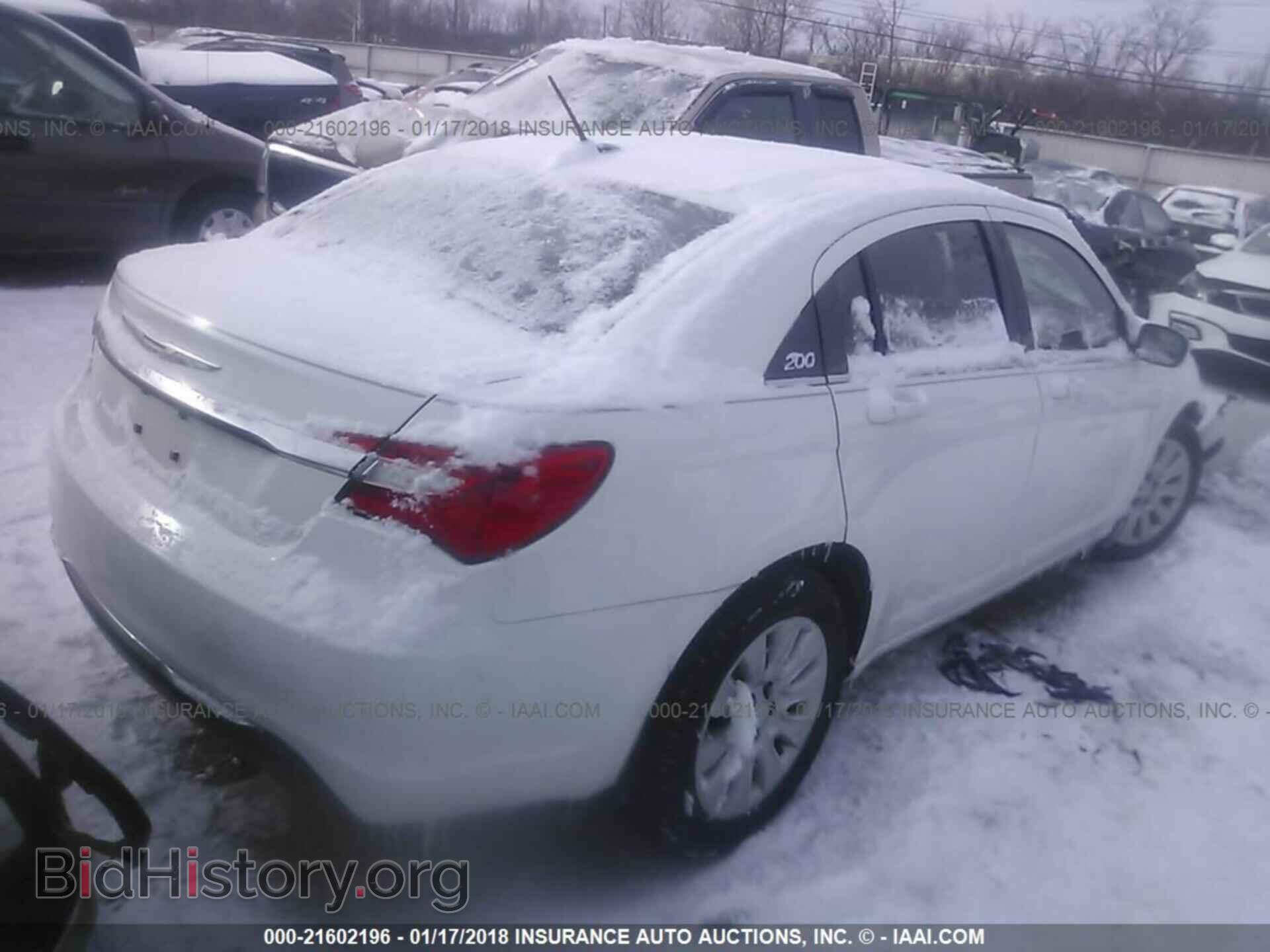 2013 Chrysler 200 - VIN: 1C3CCBAG5DN767514 - Photo 4
