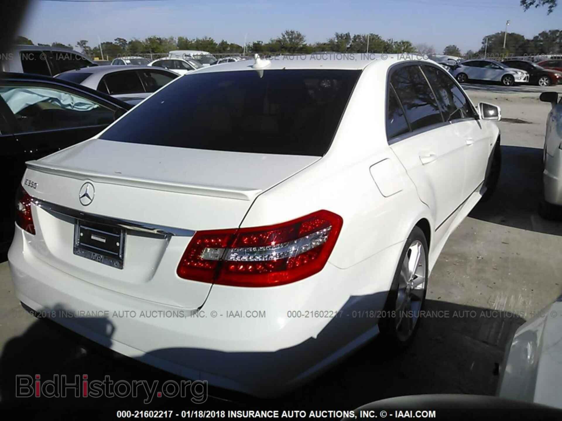 2012 Mercedes-benz E - VIN: WDDHF5KB1CA524341 - Photo 4