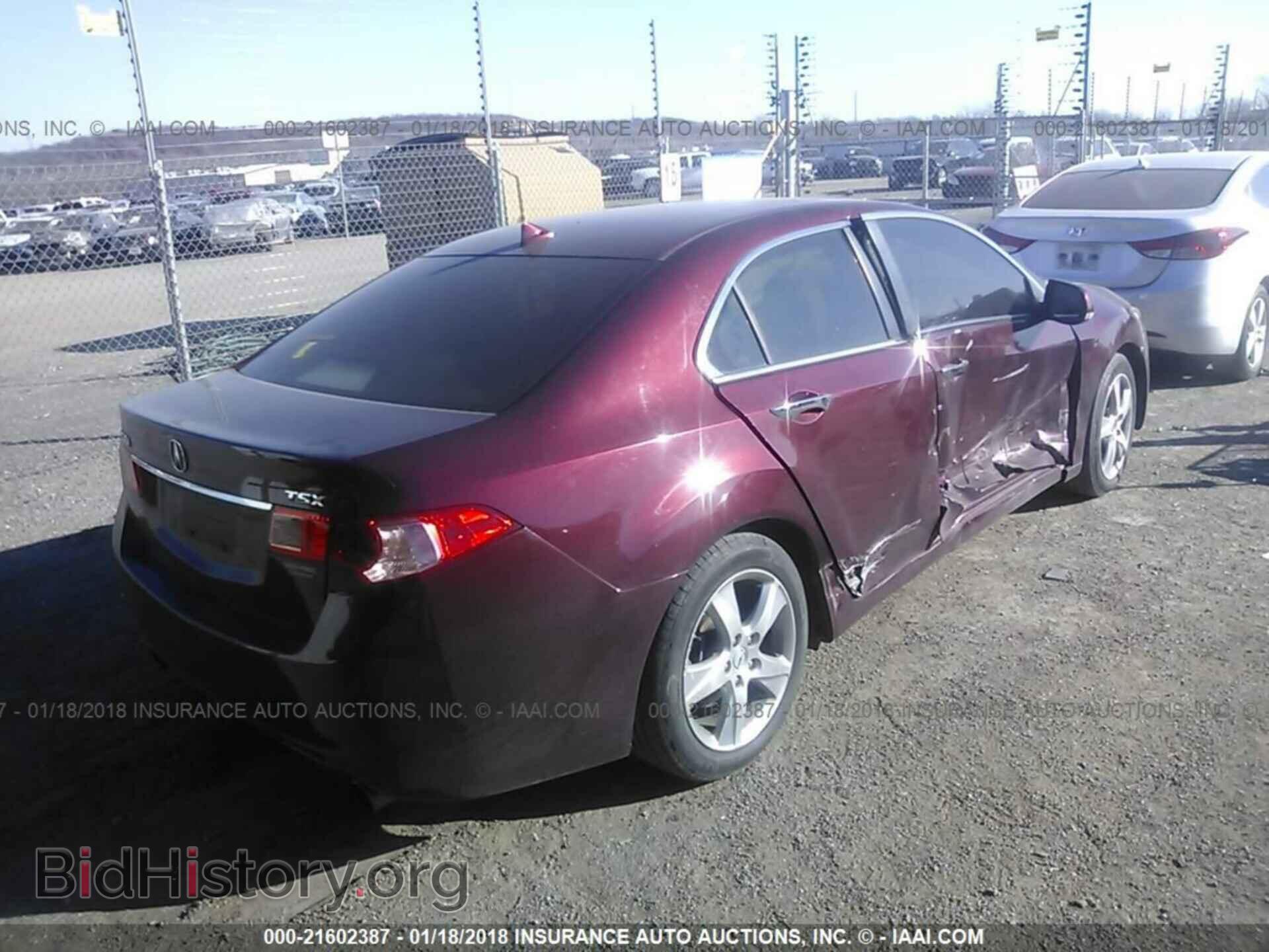 2011 Acura Tsx - VIN: JH4CU2F67BC008041 - Photo 4