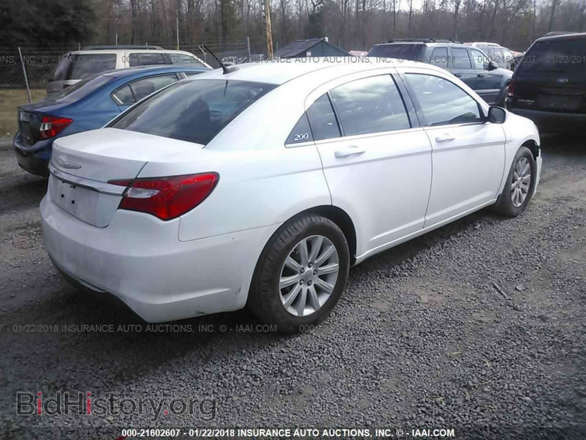 2014 Chrysler 200 - VIN: 1C3CCBBB4EN179009 - Фото 4