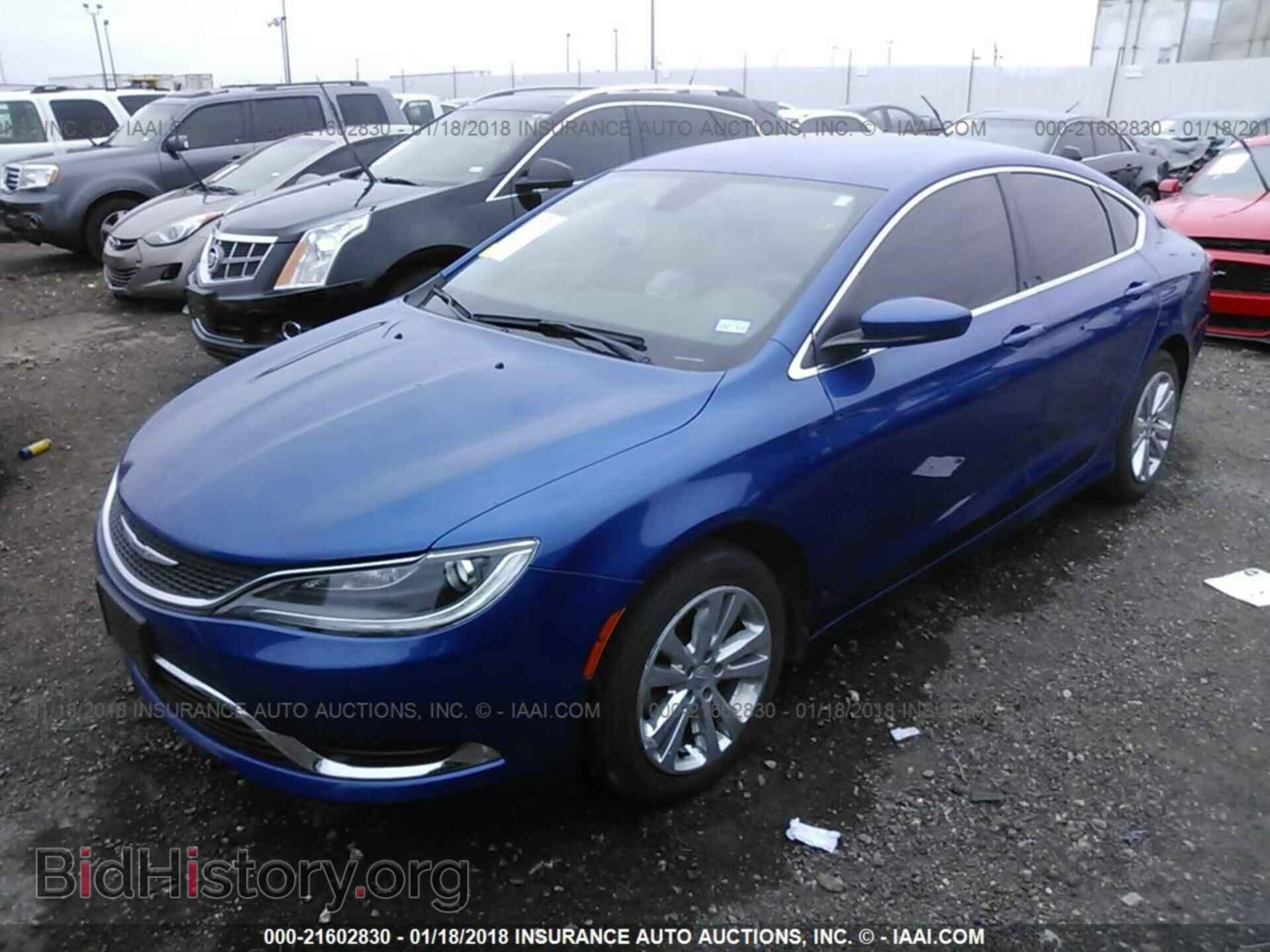 2015 Chrysler 200 - VIN: 1C3CCCAB7FN690075 - Photo 2
