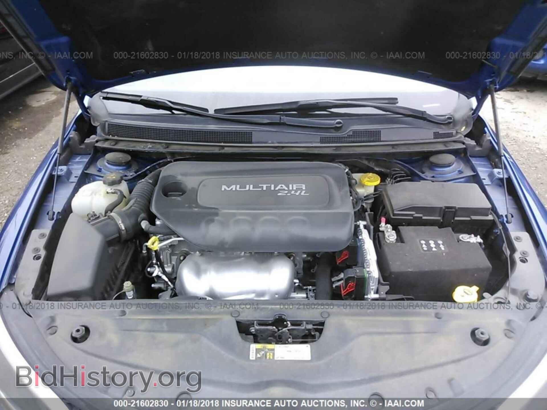 2015 Chrysler 200 - VIN: 1C3CCCAB7FN690075 - Photo 10