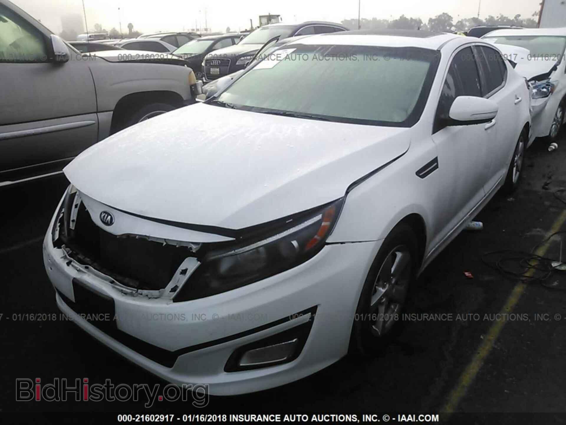 2015 Kia Optima - VIN: KNAGM4A74F5635298 - Photo 2